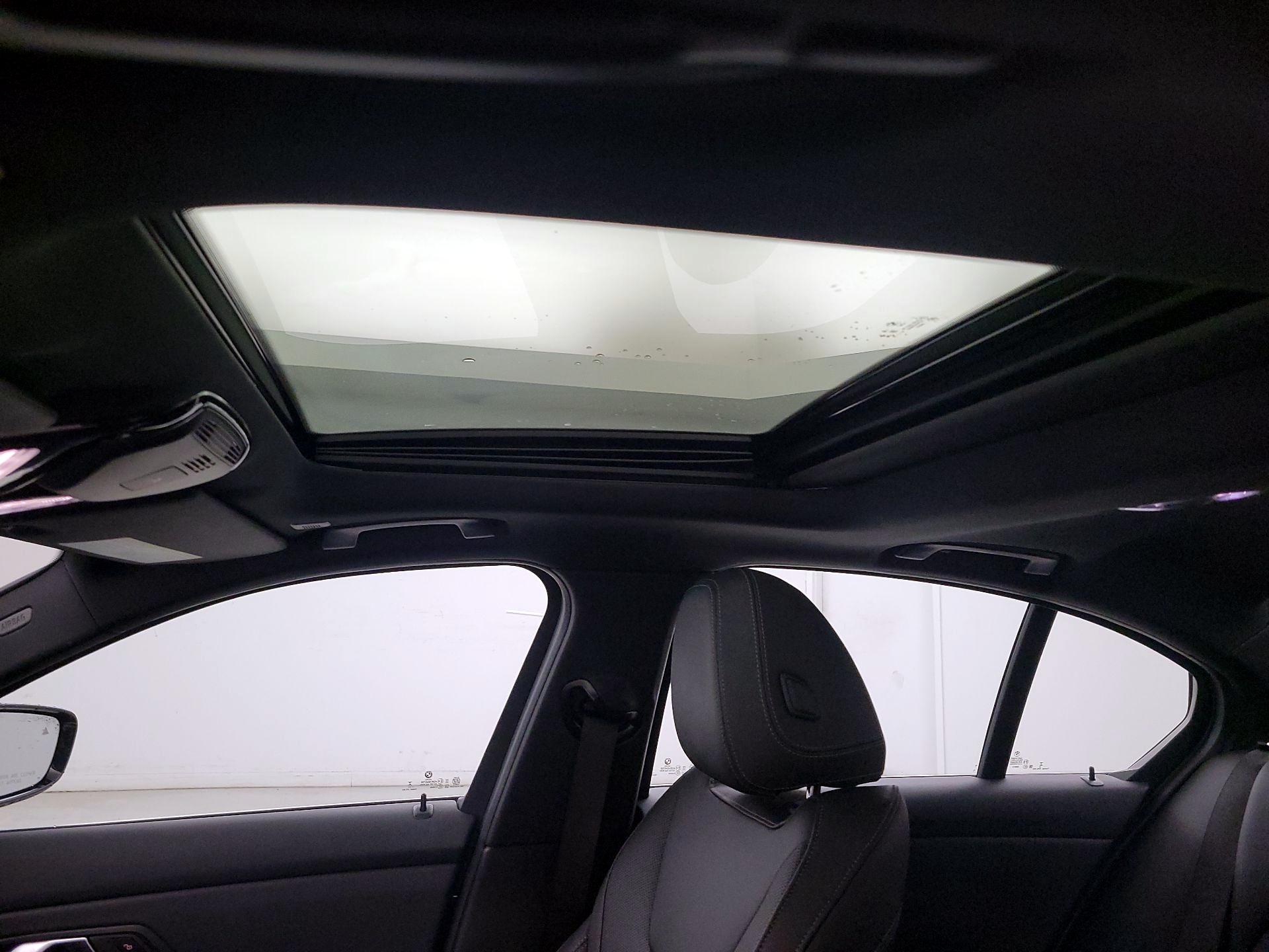 Thumbnail: 2024 BMW 3 Series - 20