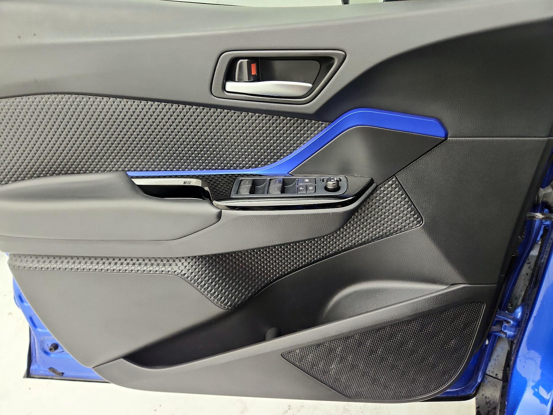 Thumbnail: 2021 Toyota C-HR - 12