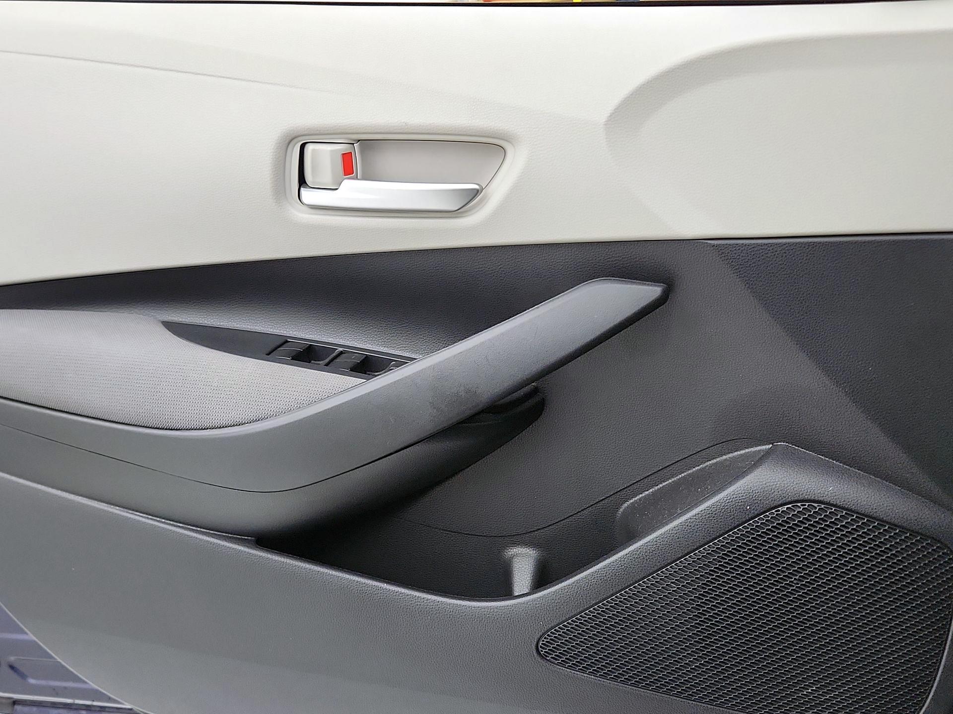 Thumbnail: 2021 Toyota Corolla - 12