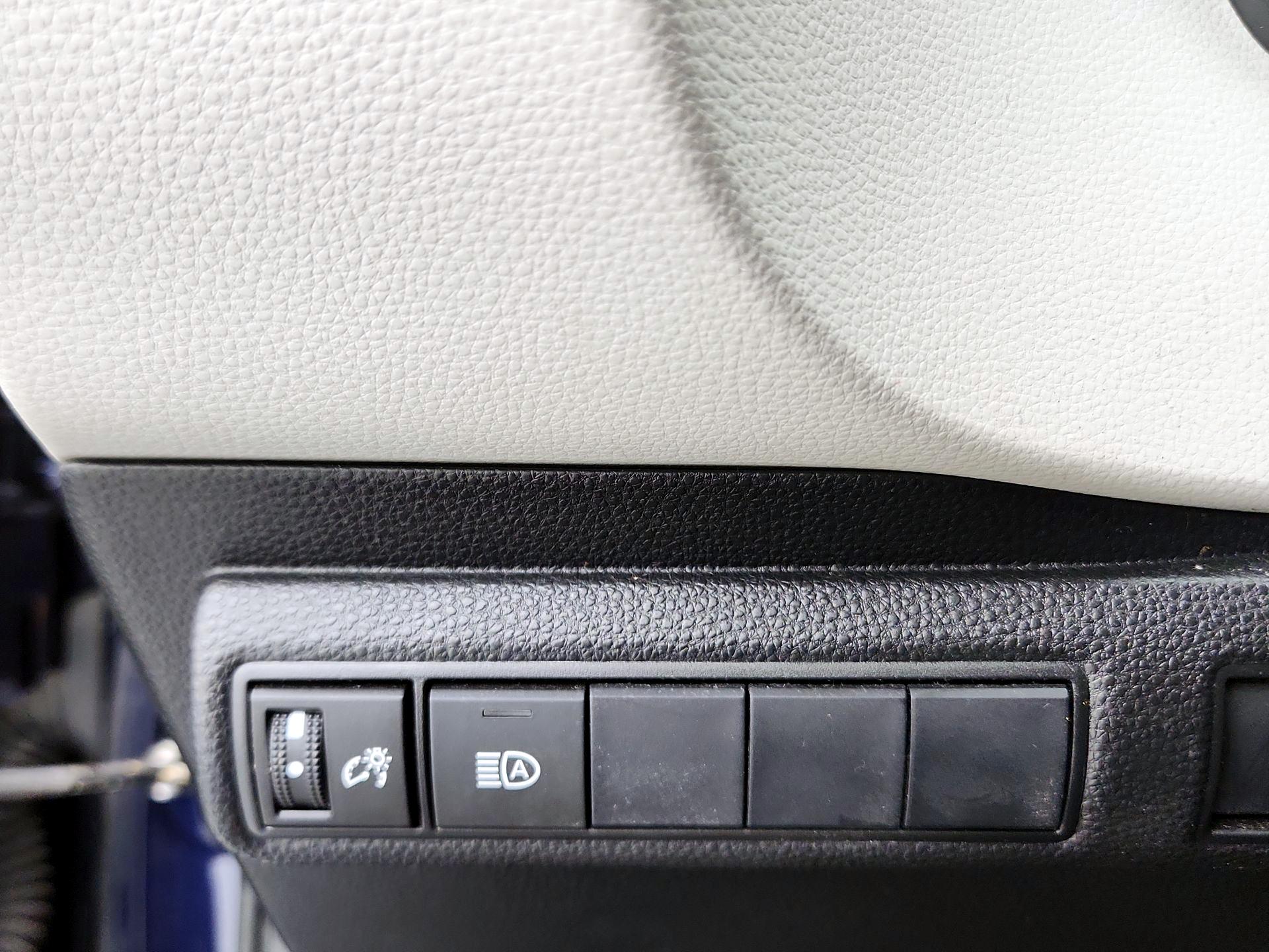 Thumbnail: 2021 Toyota Corolla - 13