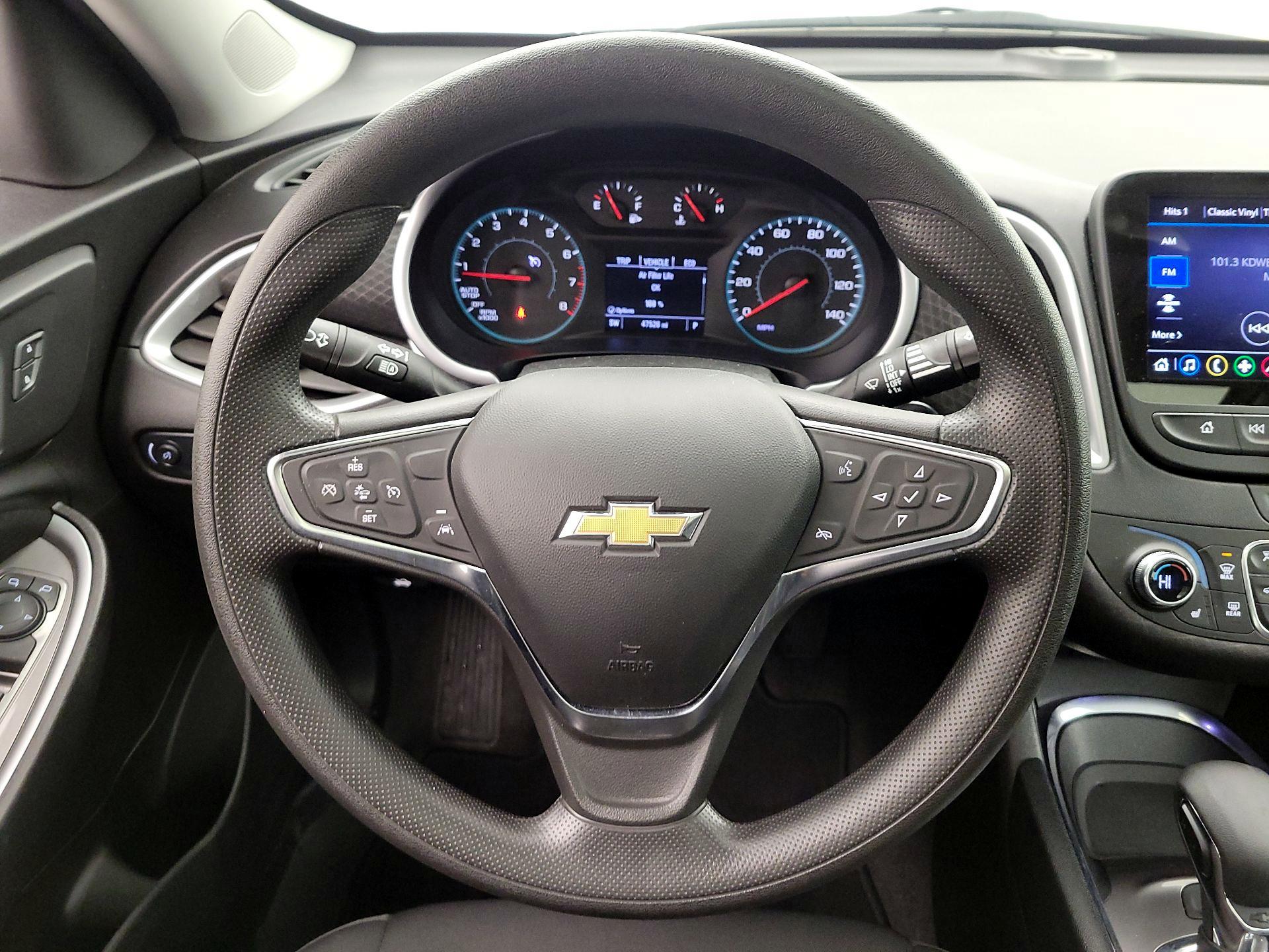 Thumbnail: 2024 Chevrolet Malibu - 10