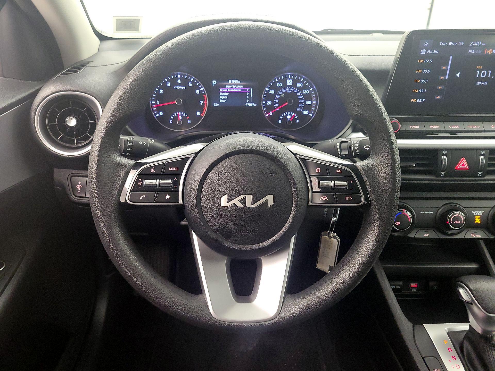 Thumbnail: 2024 Kia Forte - 10