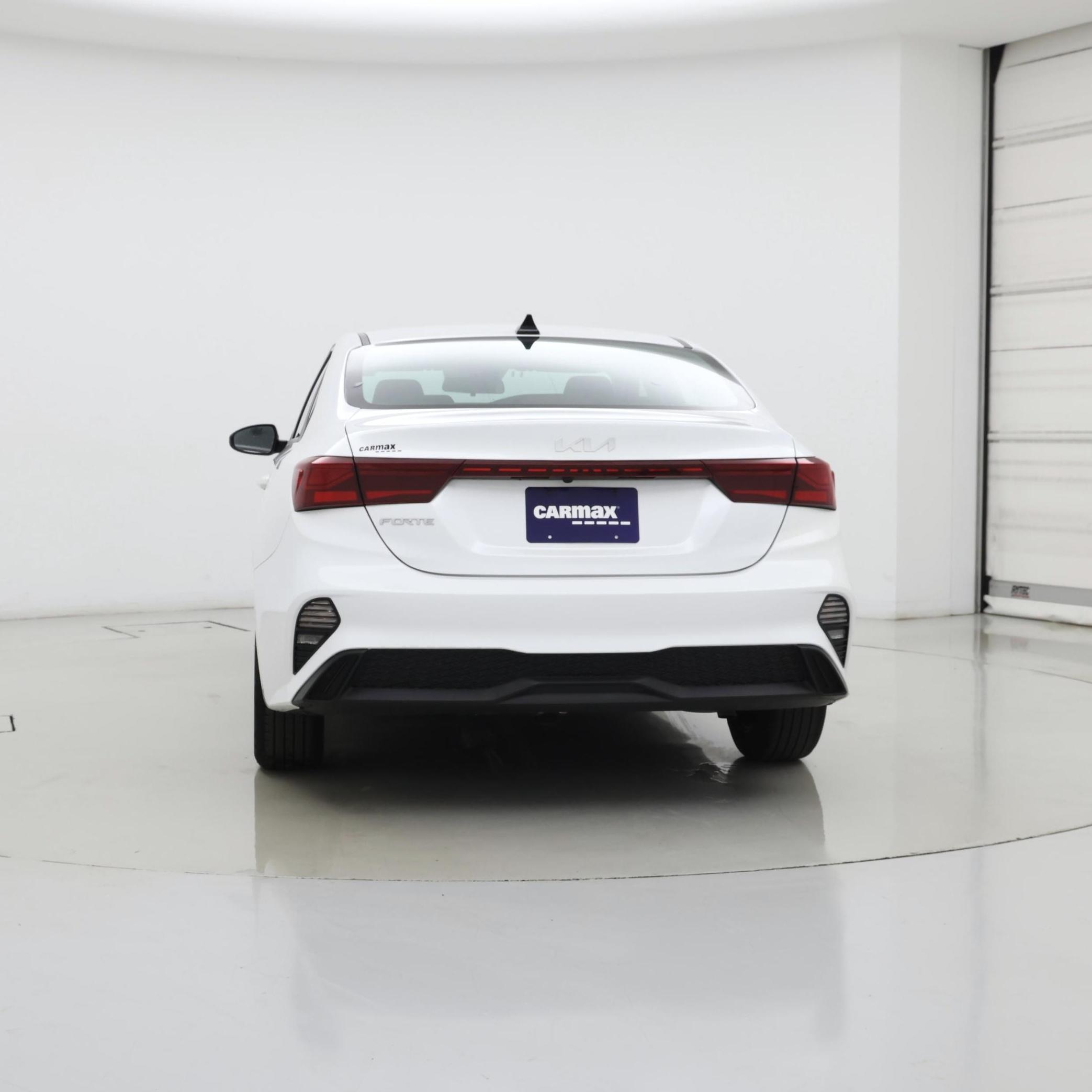 Thumbnail: 2024 Kia Forte - 6