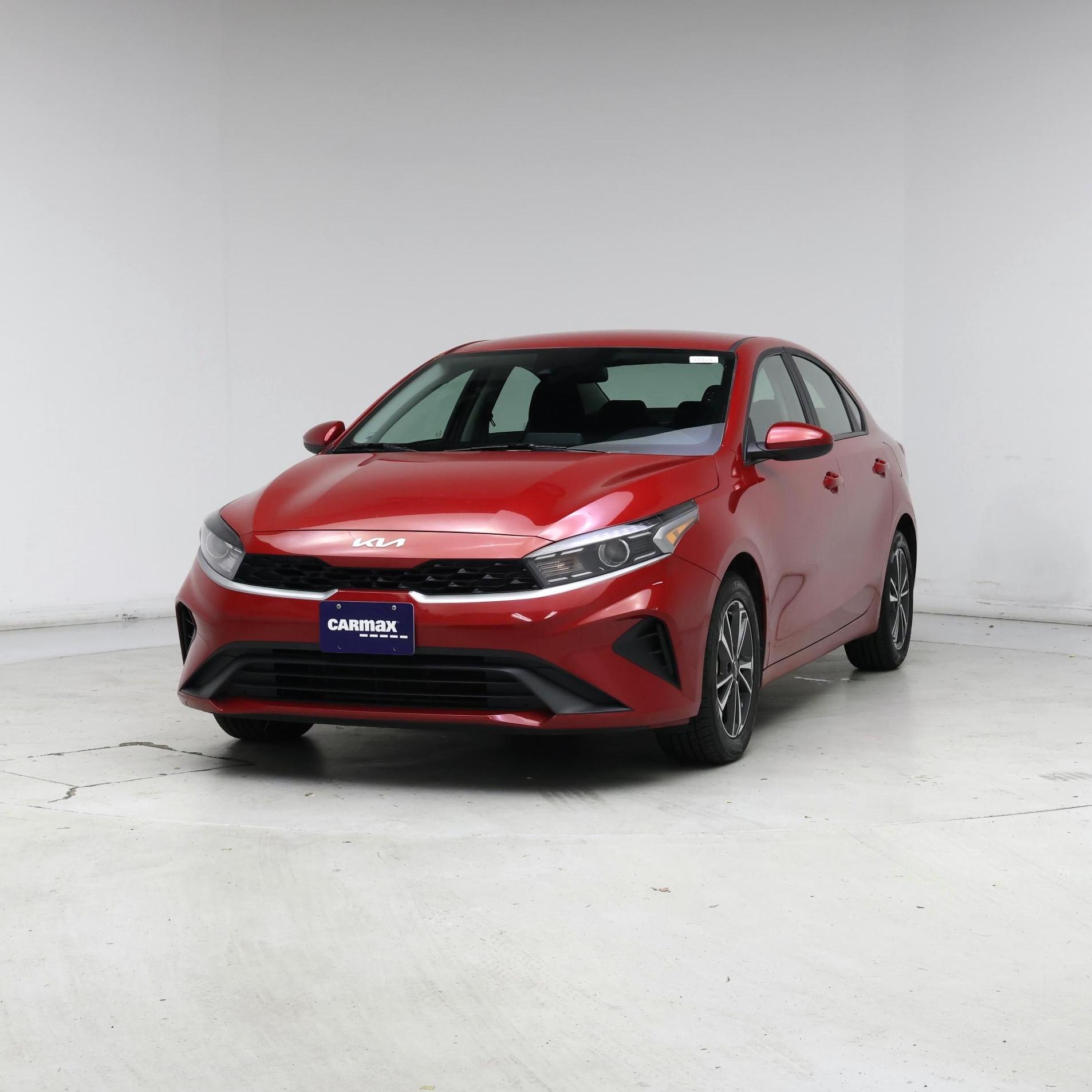 Thumbnail: 2024 Kia Forte - 4