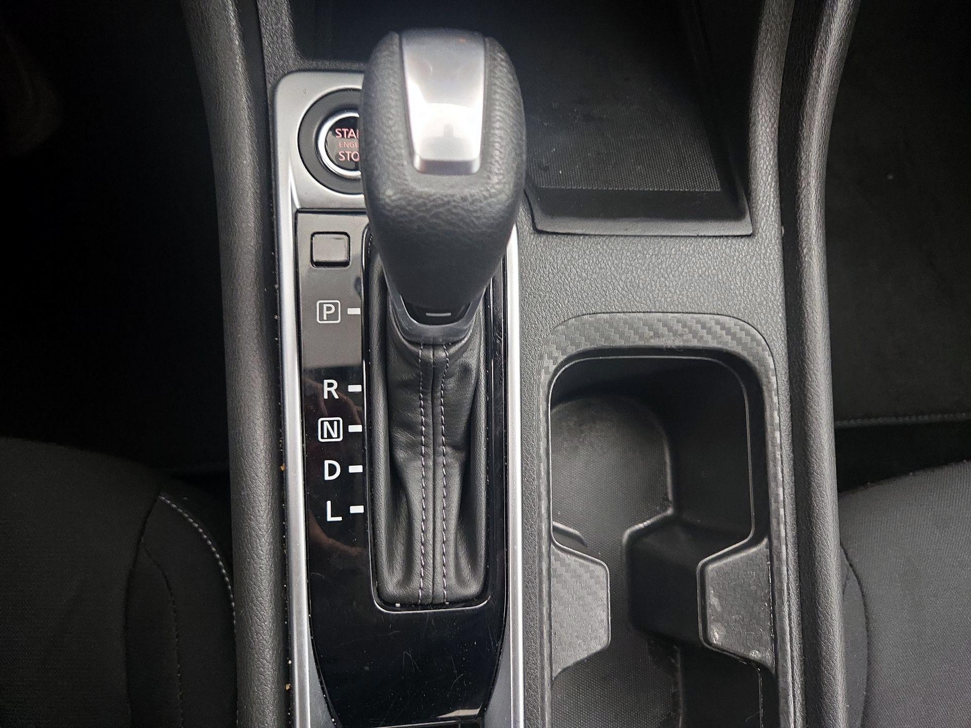 Thumbnail: 2024 Nissan Sentra - 17