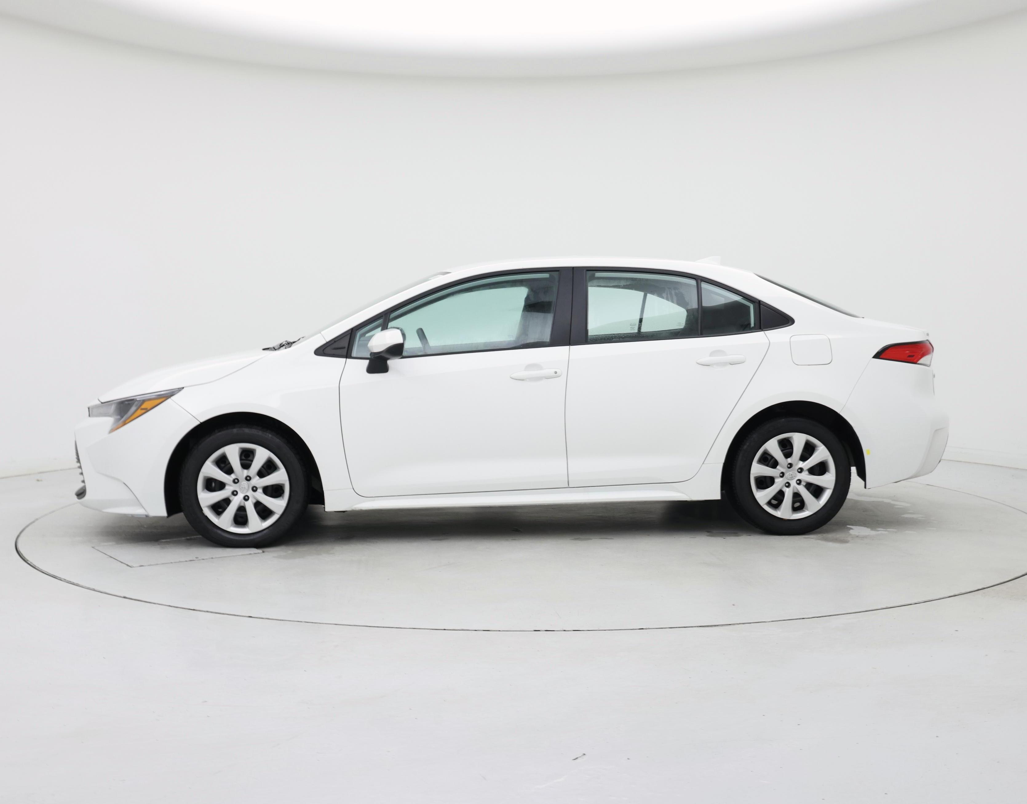 Thumbnail: 2024 Toyota Corolla - 3