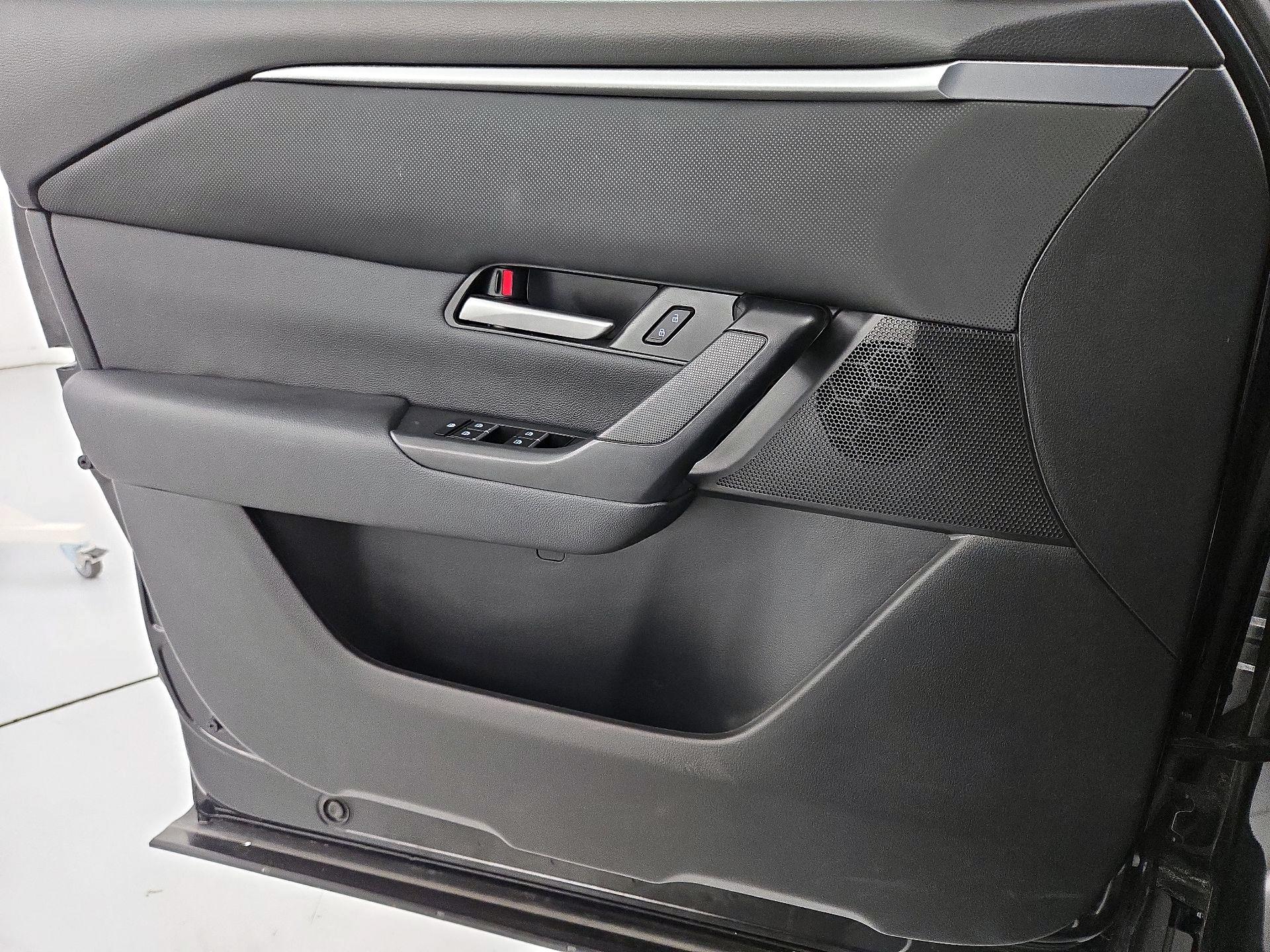 Thumbnail: 2025 Mazda CX-50 - 12