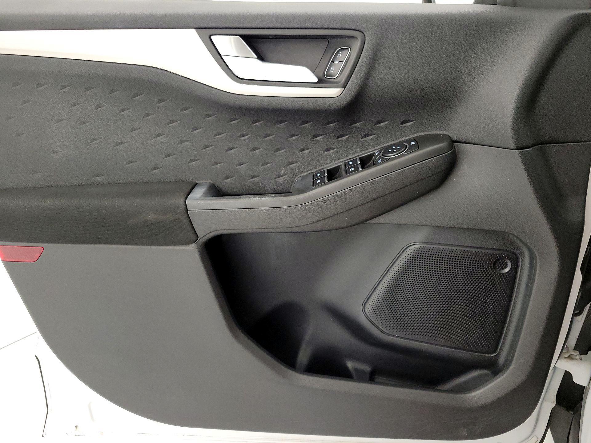 Thumbnail: 2020 Ford Escape - 12