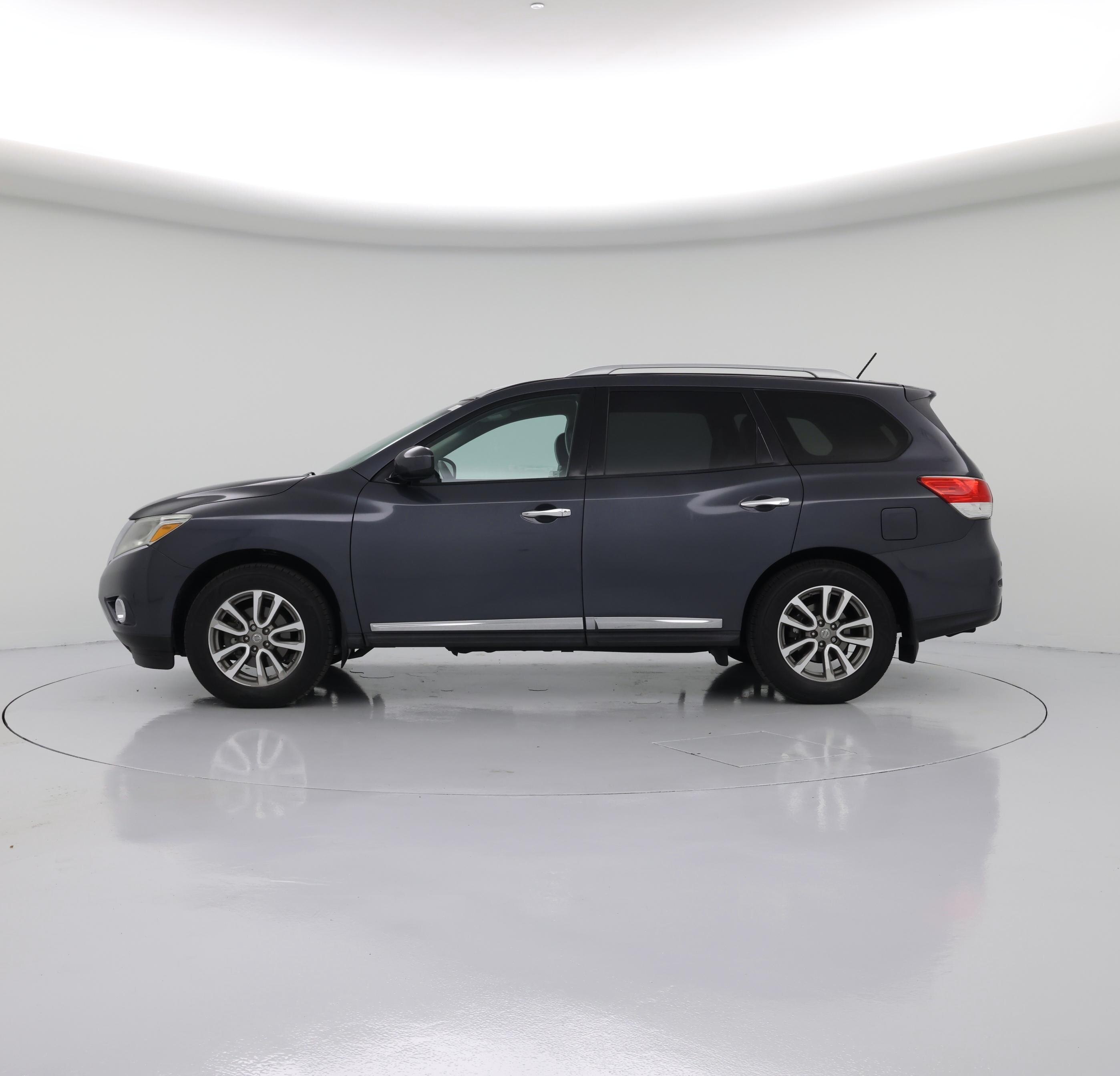 Thumbnail: 2014 Nissan Pathfinder - 3