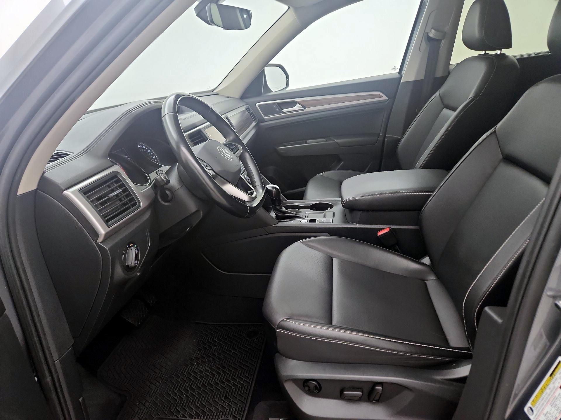 Thumbnail: 2021 Volkswagen Atlas - 11