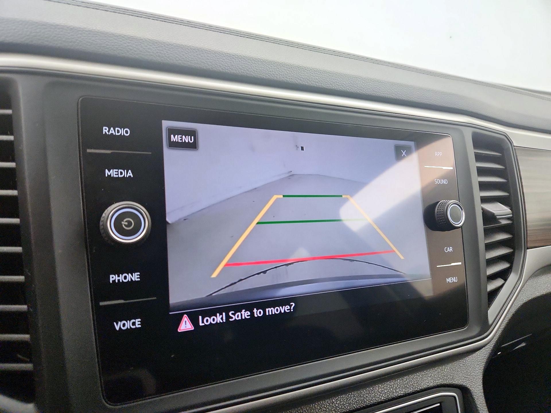 Thumbnail: 2021 Volkswagen Atlas - 14