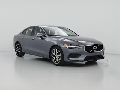 2020 Volvo S60 T6 Momentum