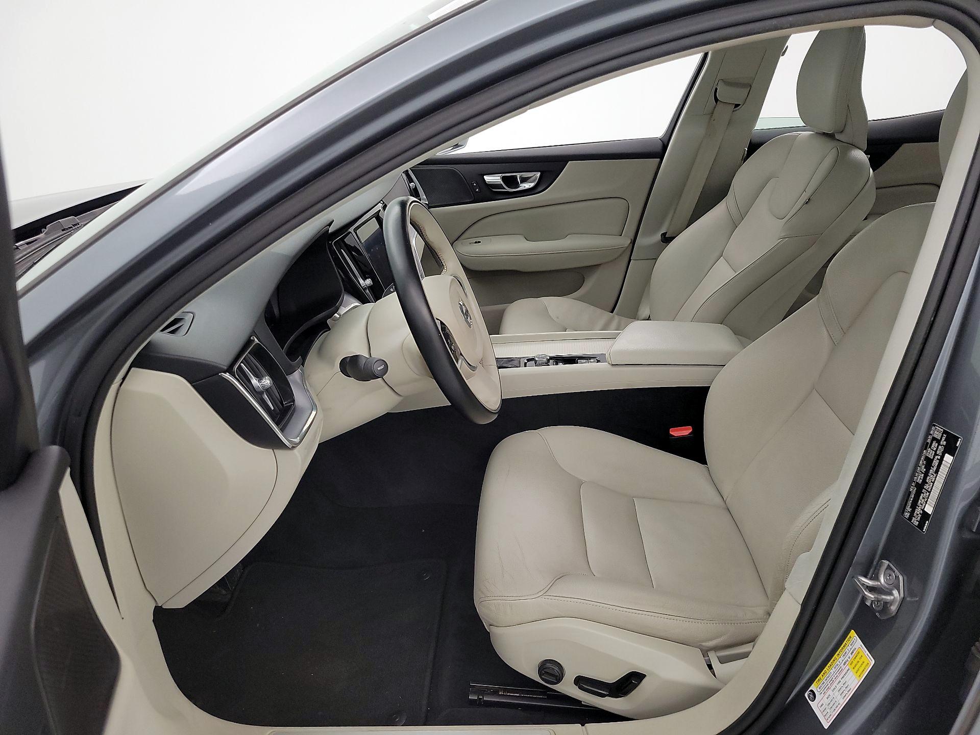 Thumbnail: 2020 Volvo S60 - 11