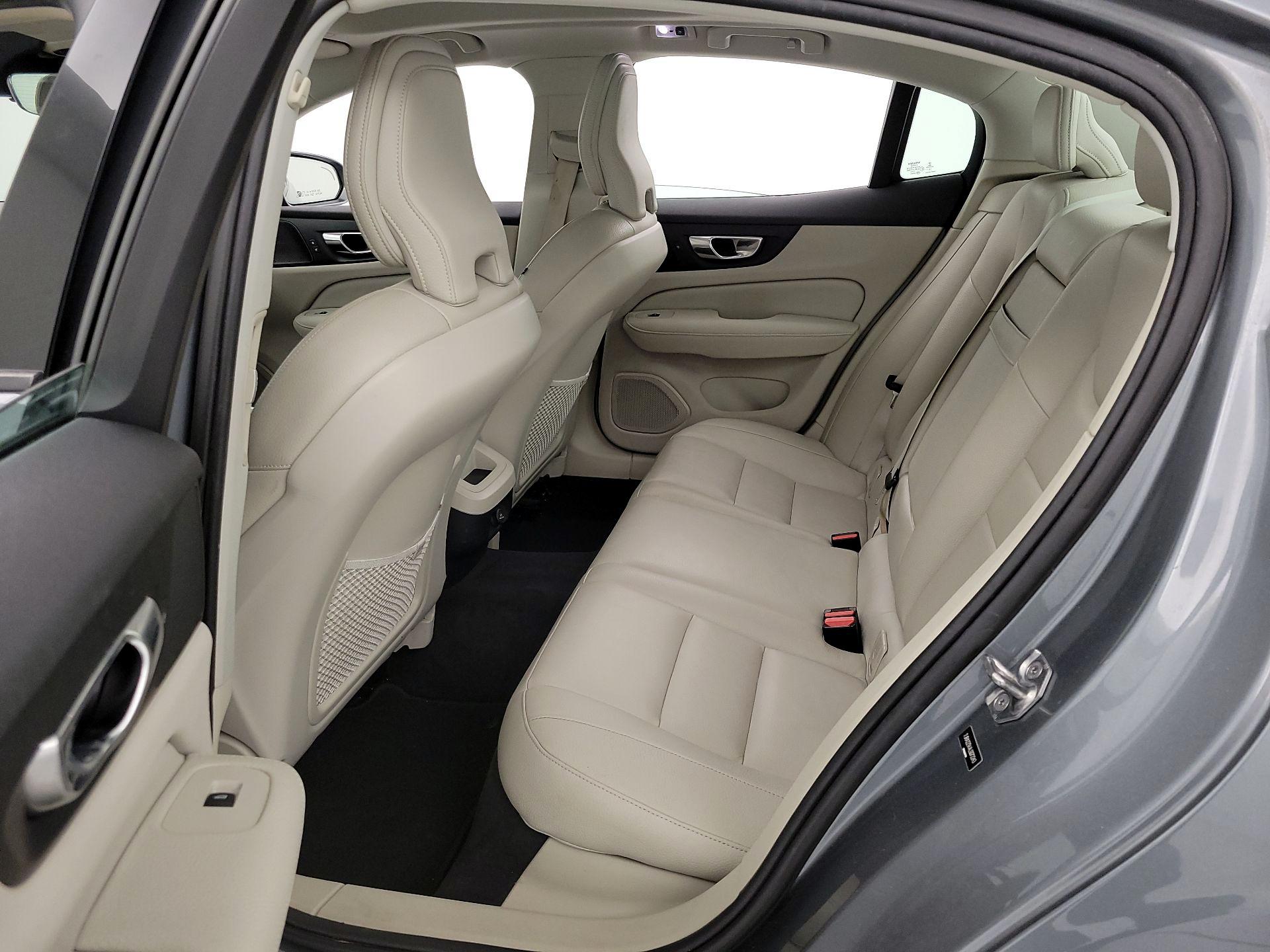 Thumbnail: 2020 Volvo S60 - 20