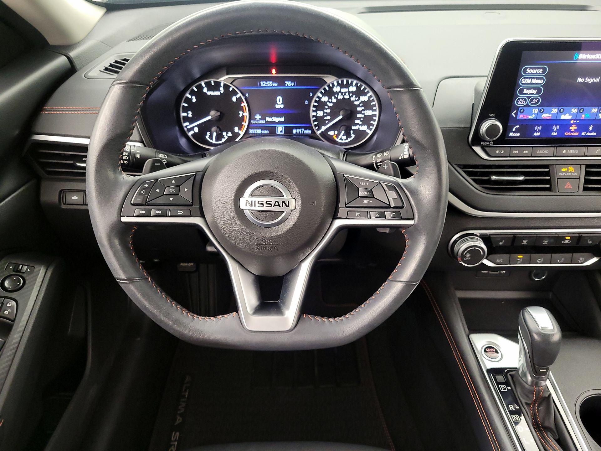 Thumbnail: 2022 Nissan Altima - 10