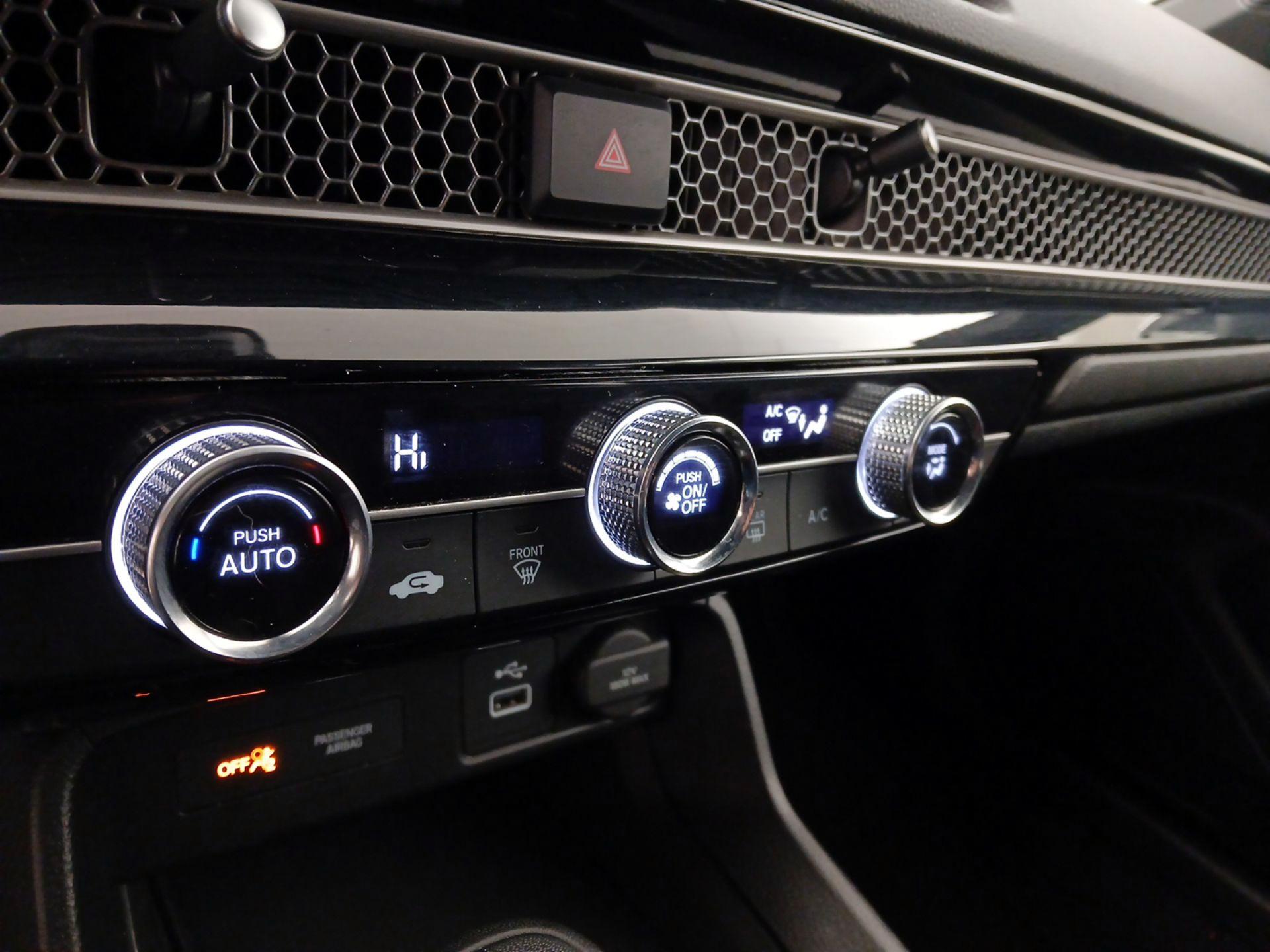 Thumbnail: 2024 Honda Civic - 16