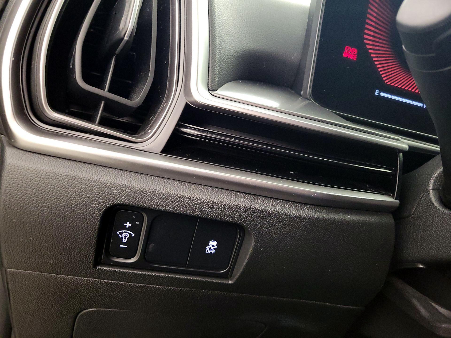 Thumbnail: 2024 Kia Sorento - 13