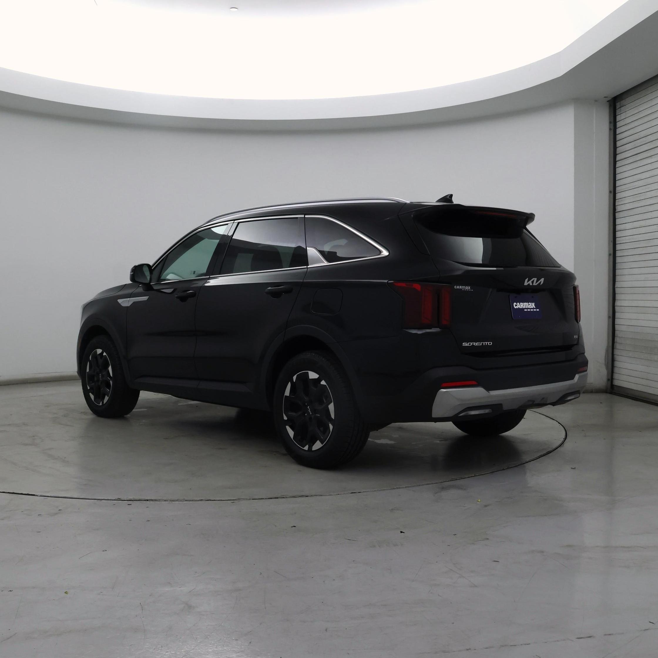 Thumbnail: 2024 Kia Sorento - 2