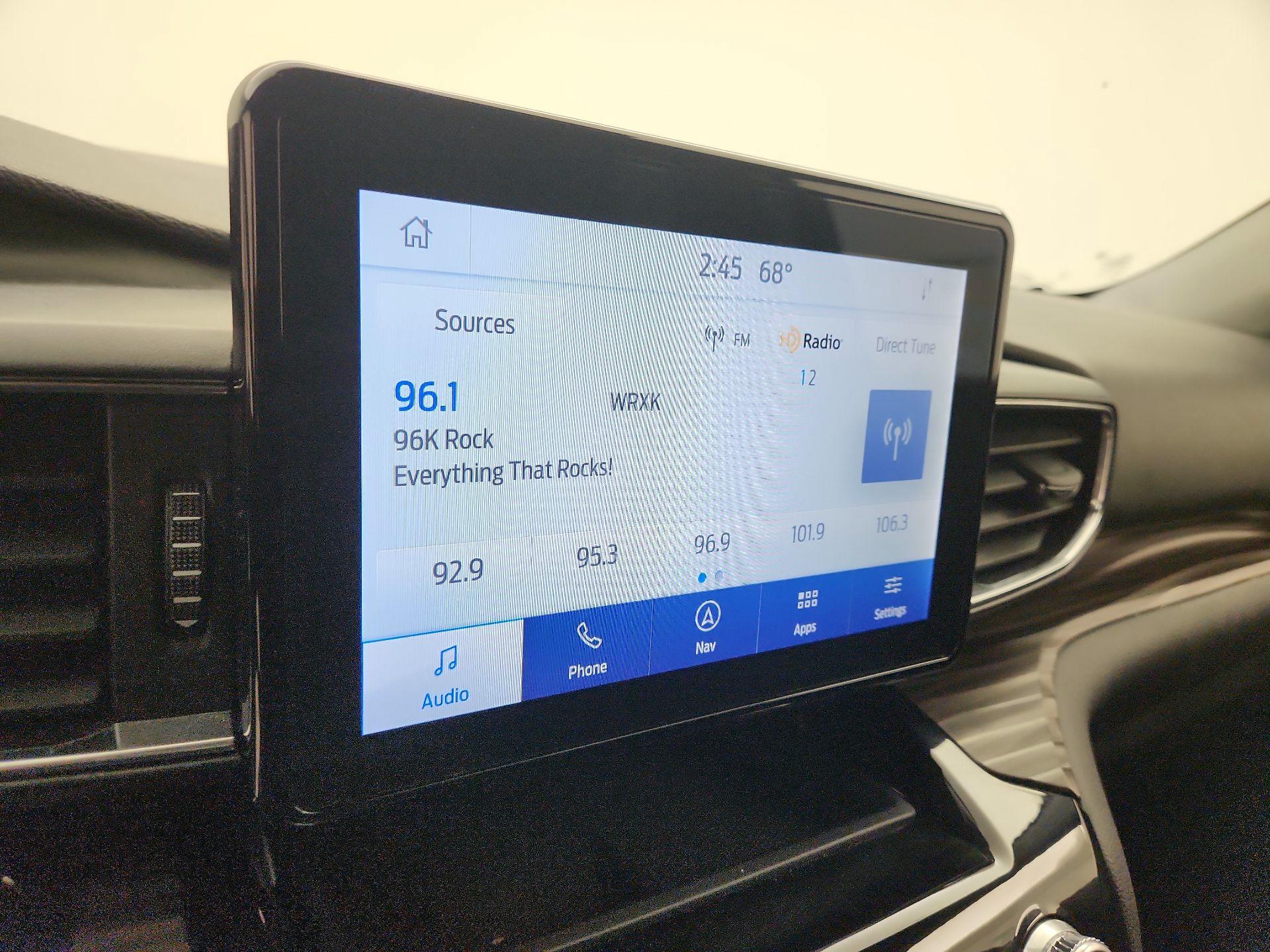 Thumbnail: 2023 Ford Explorer - 16