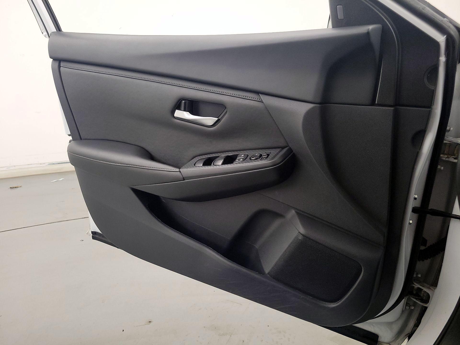 Thumbnail: 2024 Nissan Sentra - 12