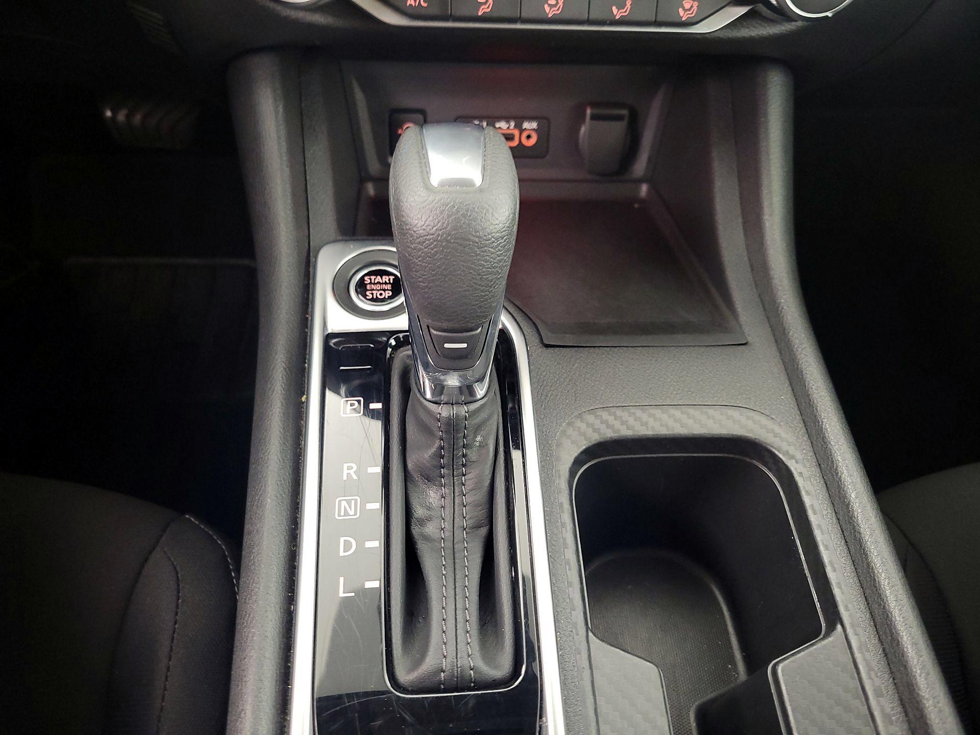 Thumbnail: 2024 Nissan Sentra - 17