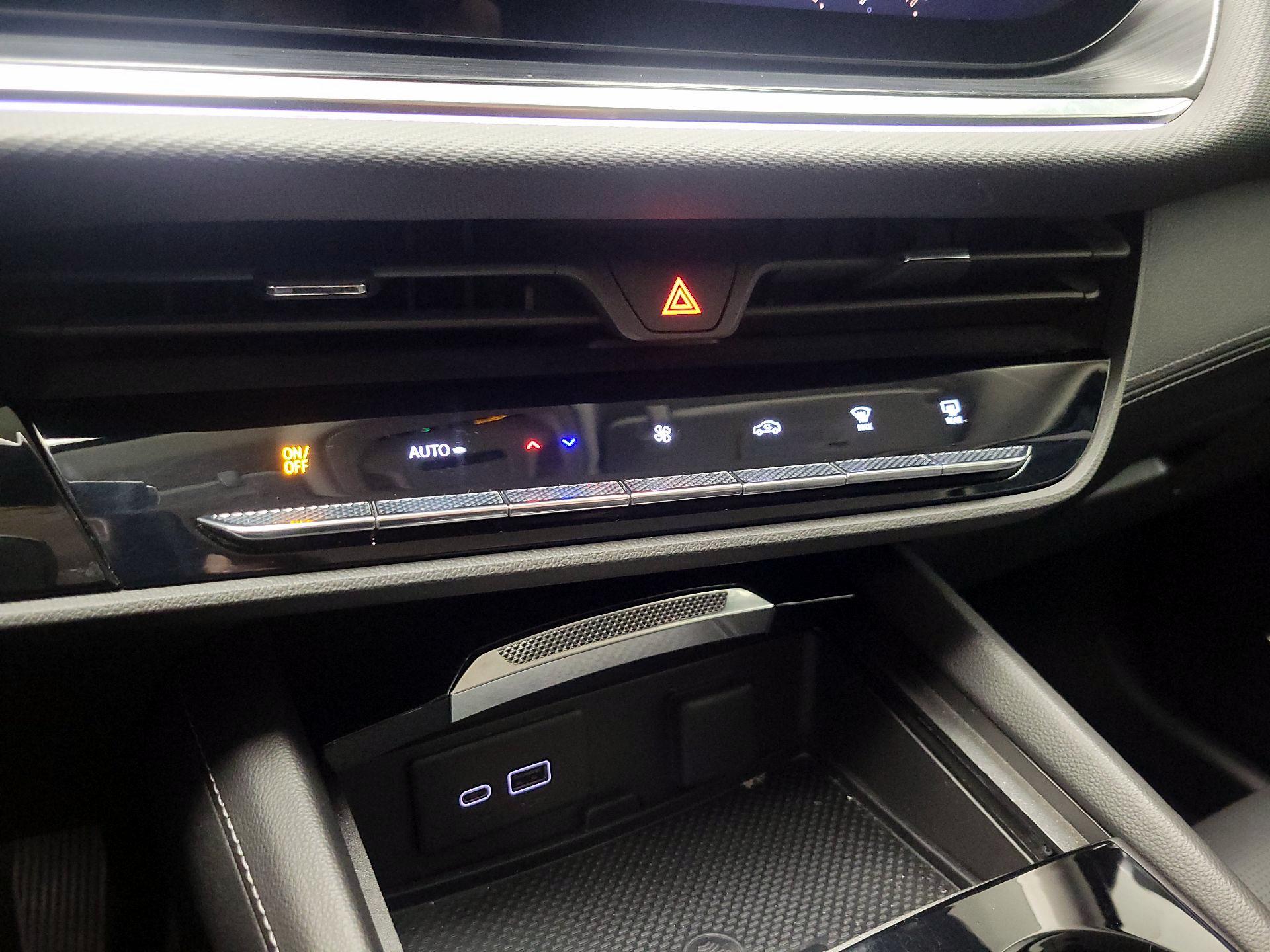 Thumbnail: 2024 Buick Envision - 17