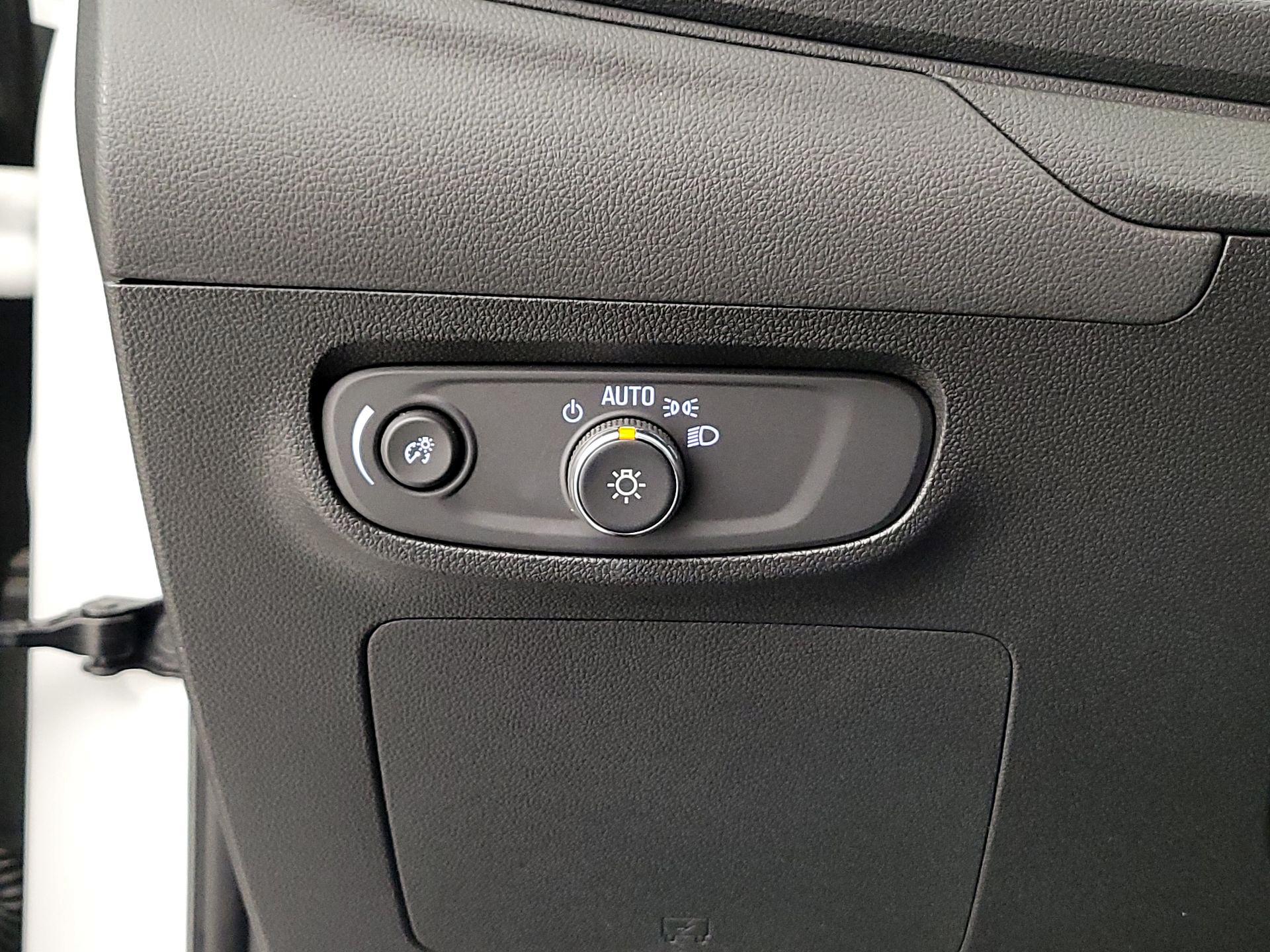 Thumbnail: 2025 Buick Encore GX - 13