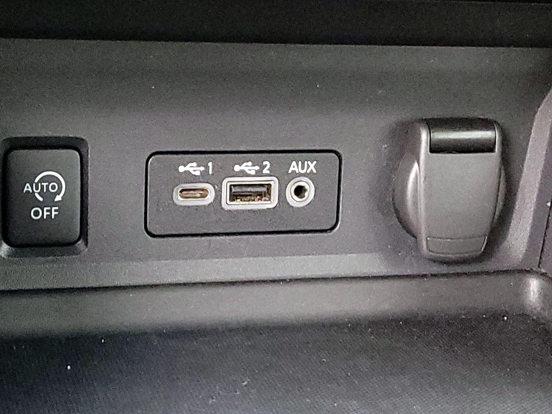 Thumbnail: 2024 Nissan Sentra - 18