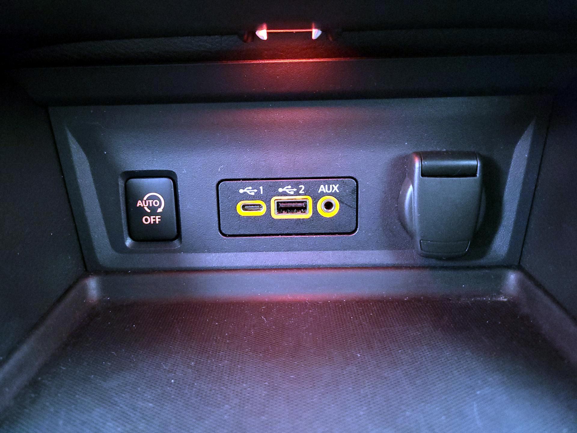 Thumbnail: 2024 Nissan Sentra - 18