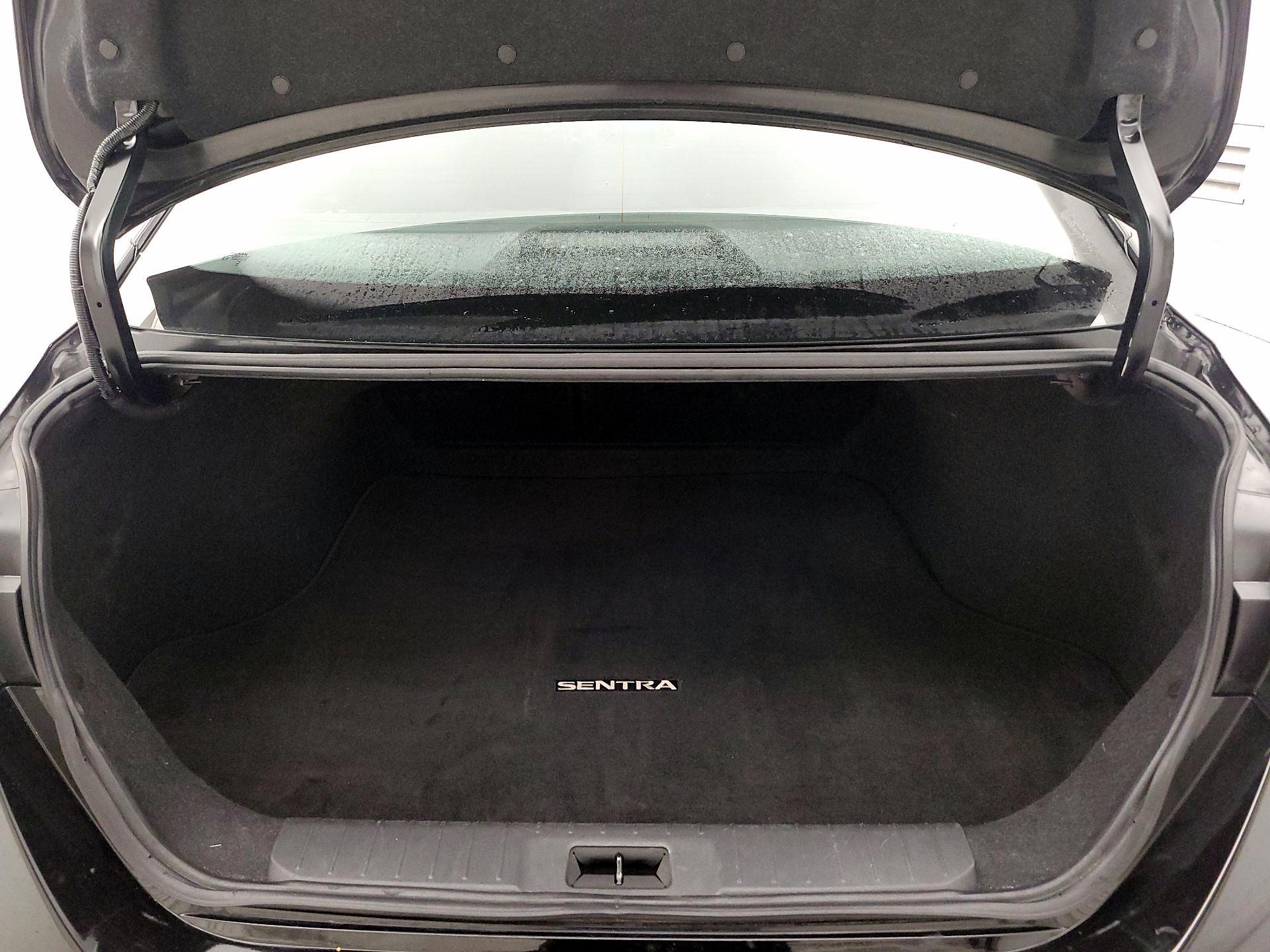 Thumbnail: 2024 Nissan Sentra - 20