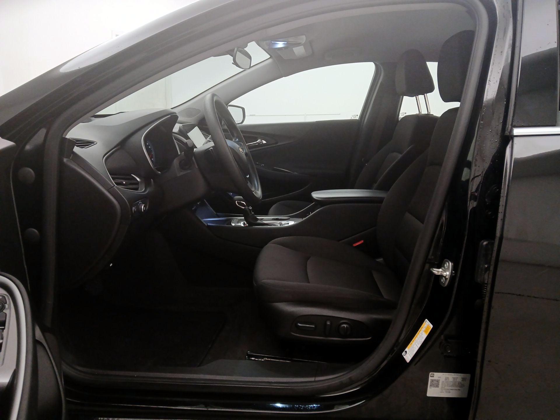 Thumbnail: 2024 Chevrolet Malibu - 11