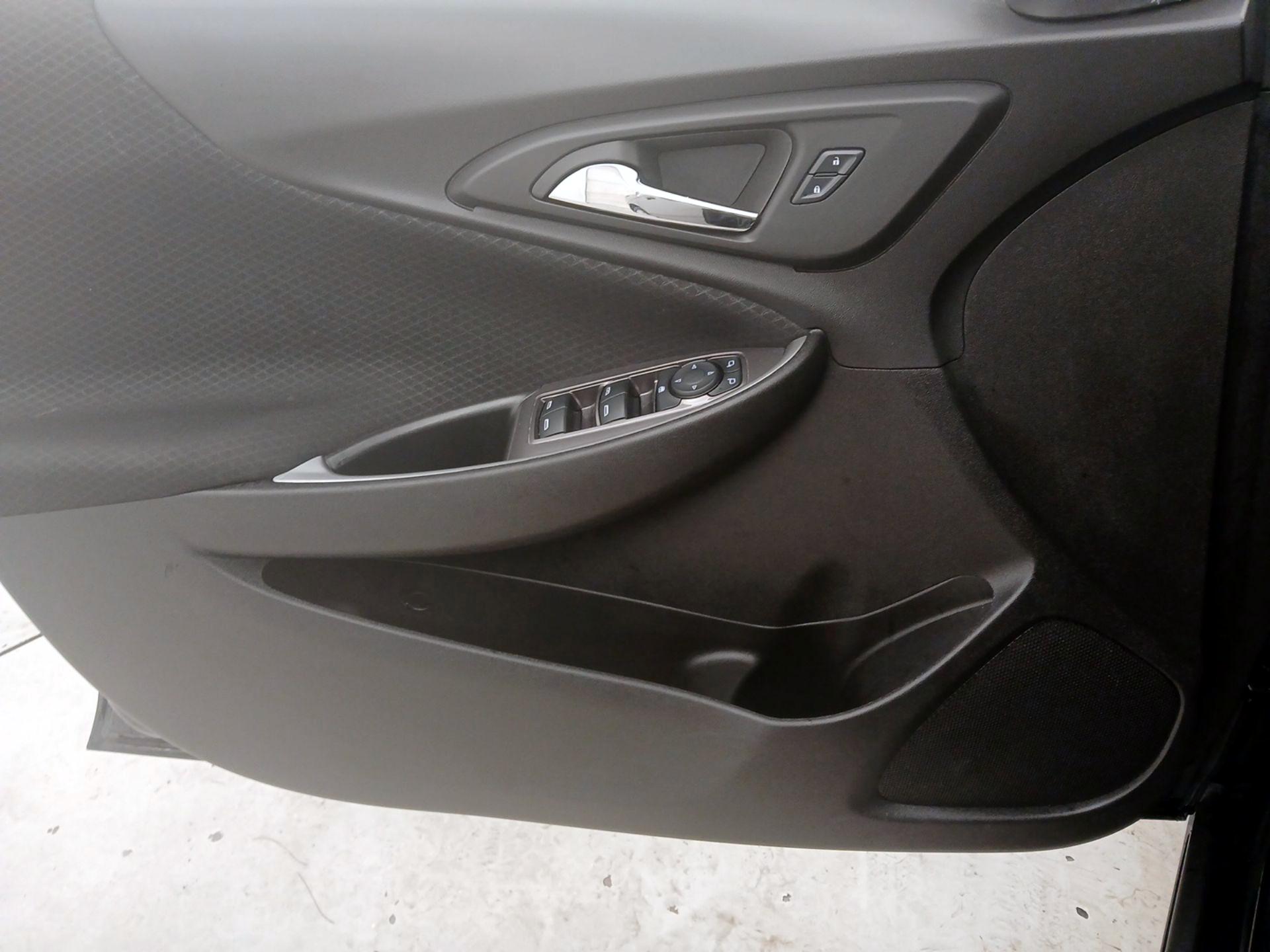 Thumbnail: 2024 Chevrolet Malibu - 12