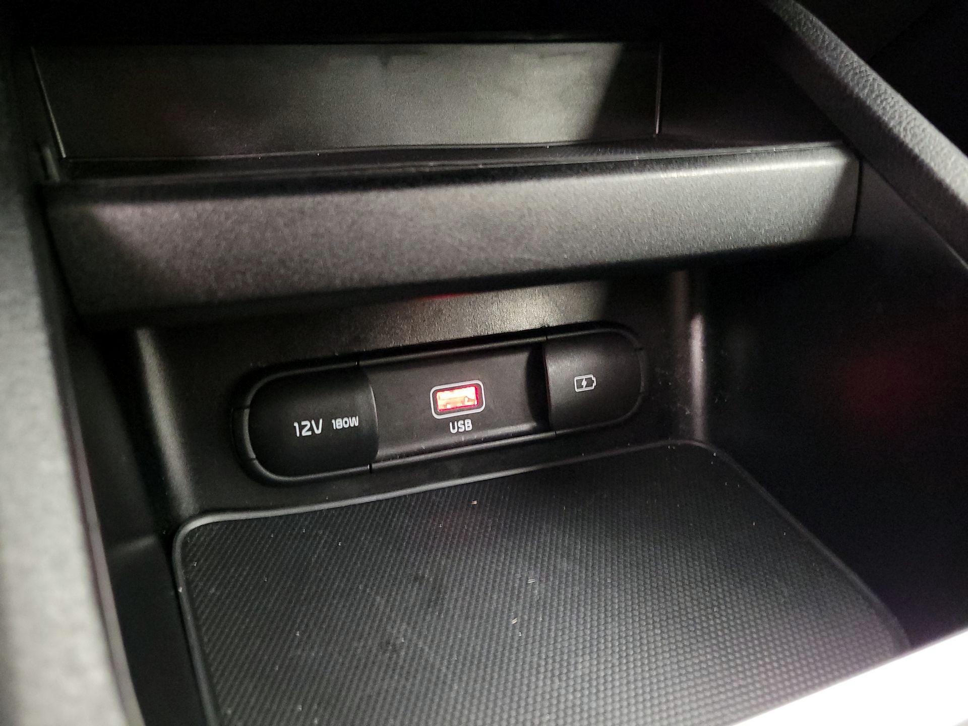 Thumbnail: 2024 Kia Forte - 18