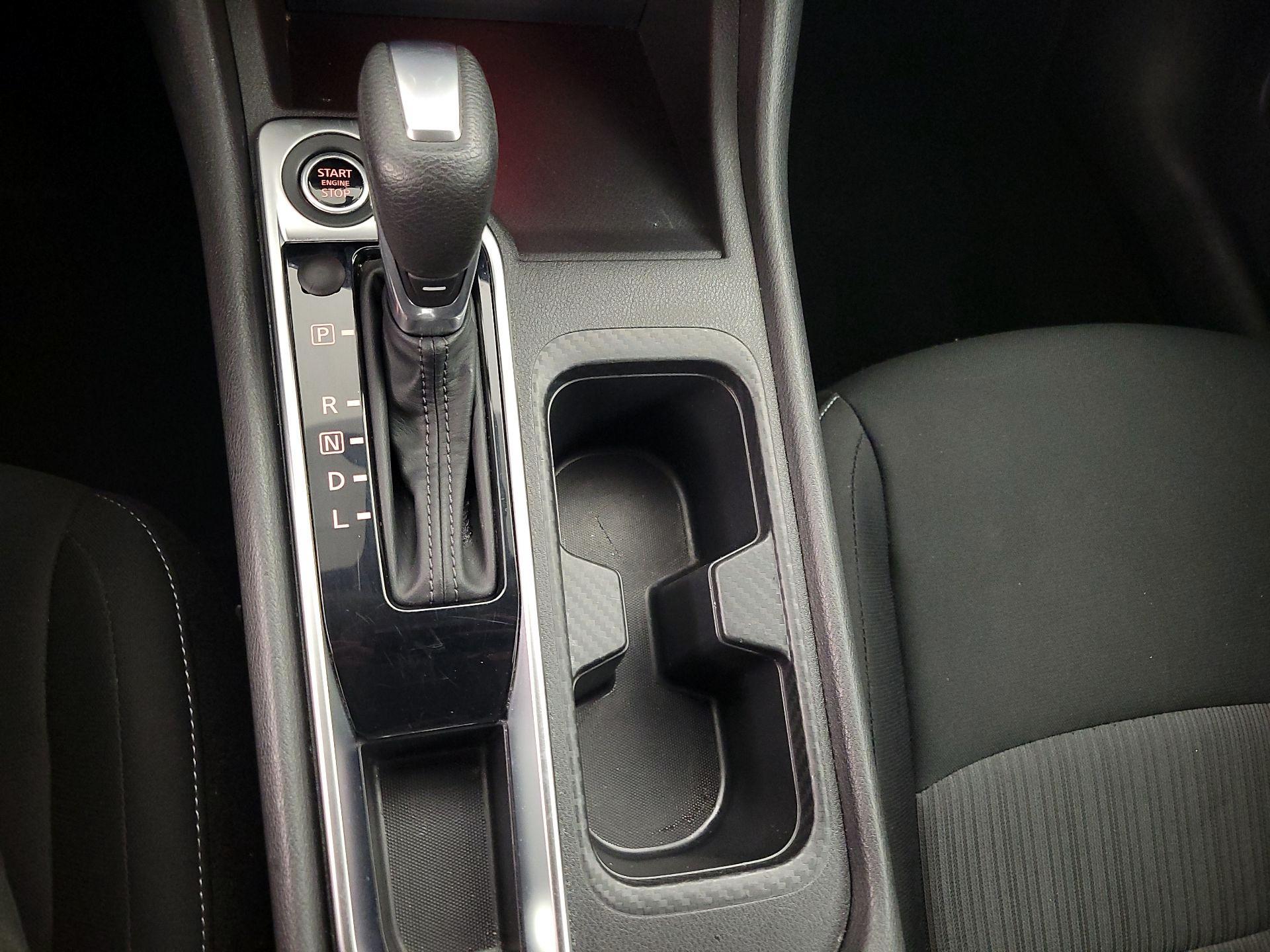 Thumbnail: 2024 Nissan Sentra - 17