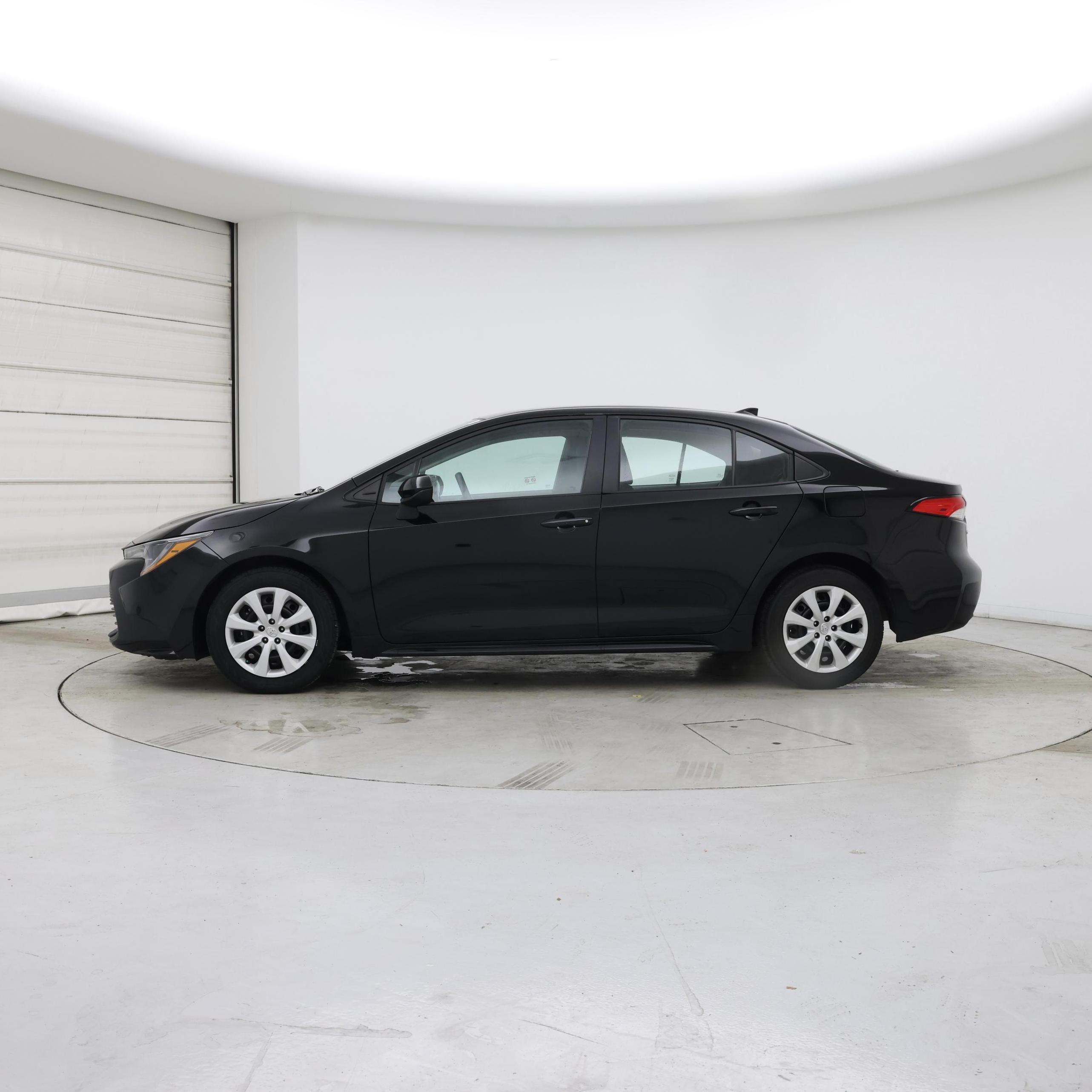 Thumbnail: 2024 Toyota Corolla - 3