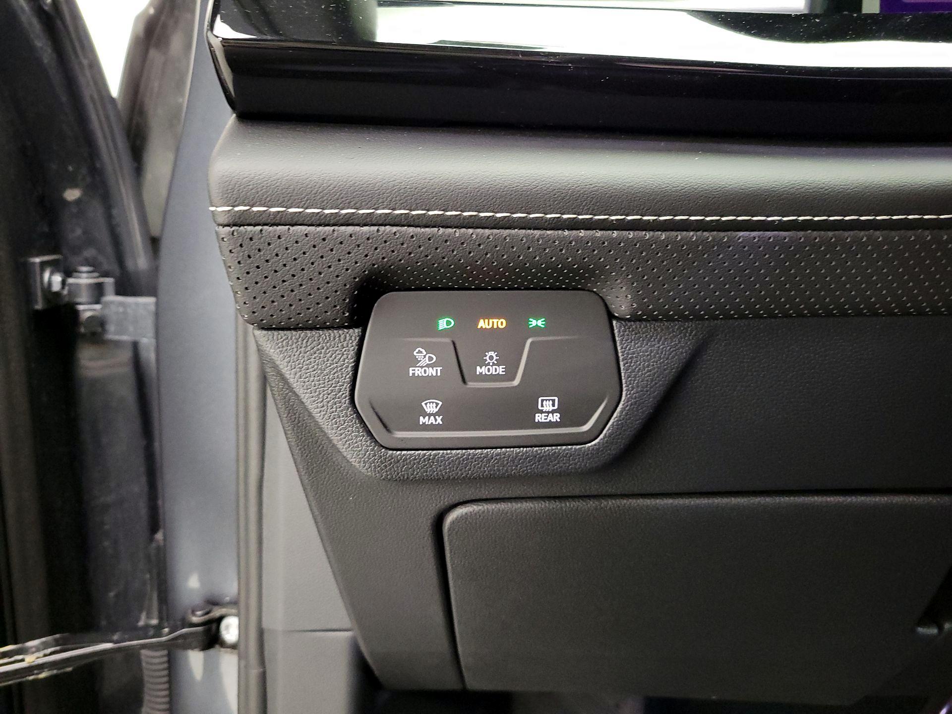 Thumbnail: 2025 Volkswagen Atlas - 13