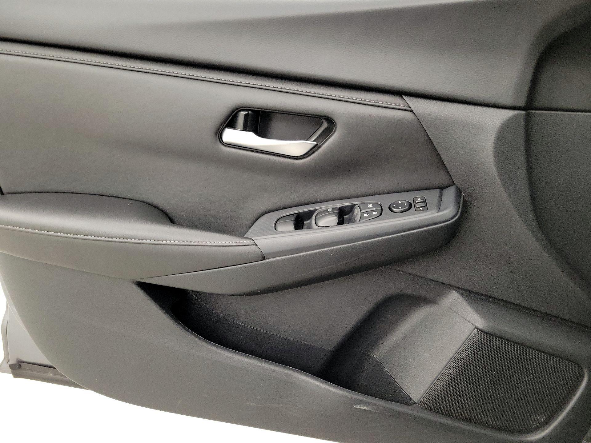 Thumbnail: 2024 Nissan Sentra - 12