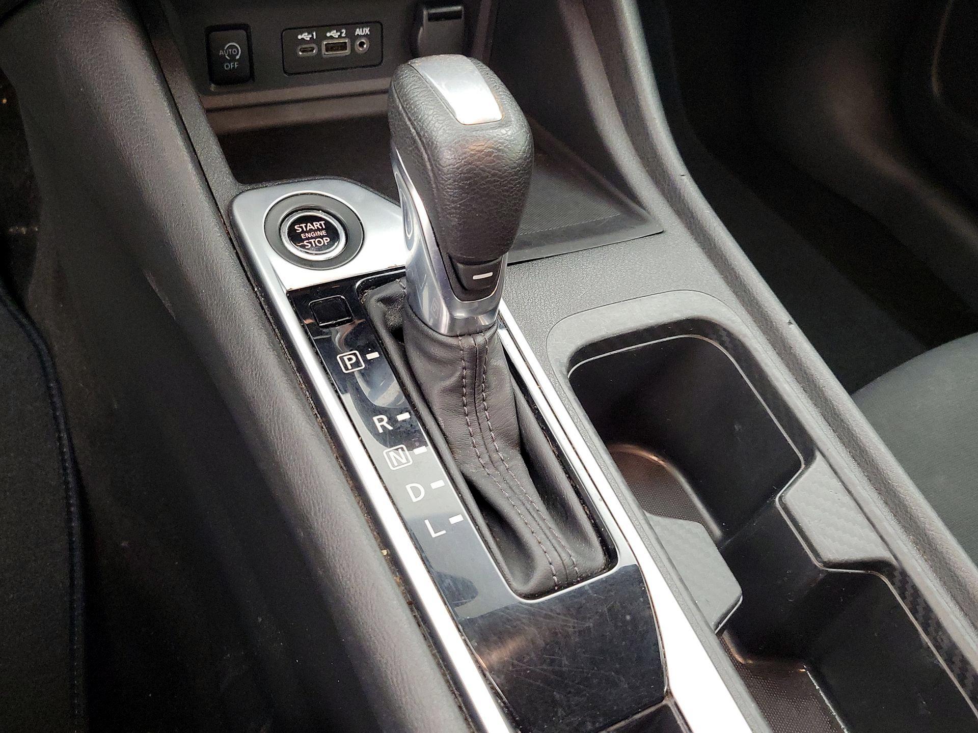 Thumbnail: 2024 Nissan Sentra - 17