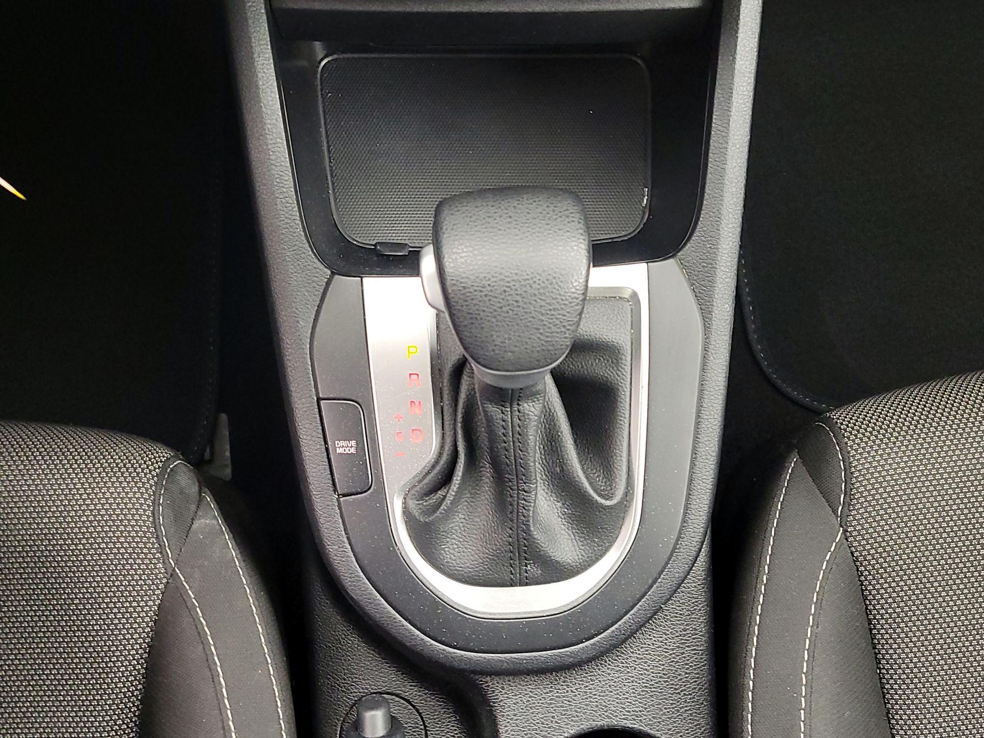 Thumbnail: 2024 Kia Forte - 17