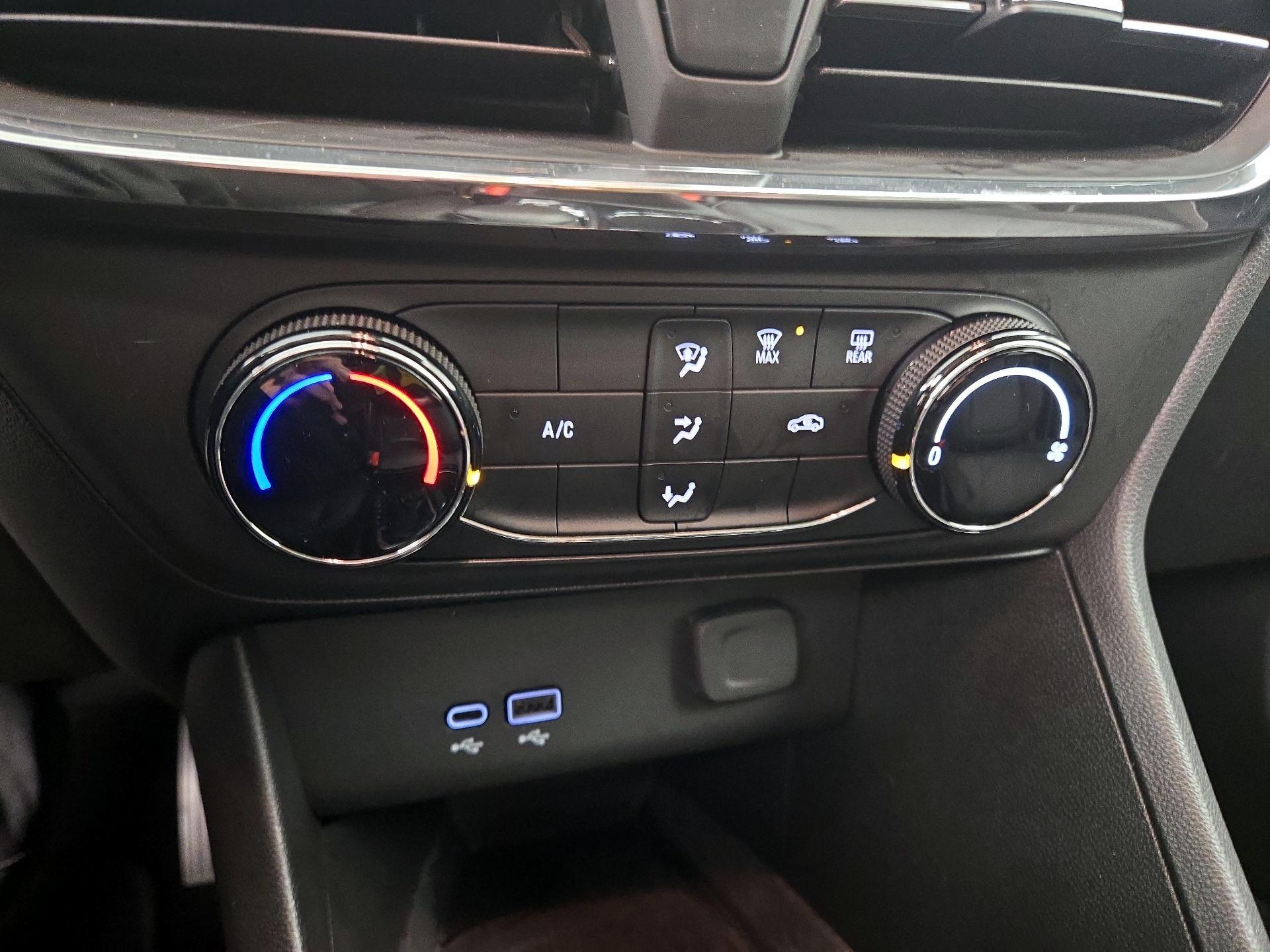 Thumbnail: 2025 Buick Encore GX - 16