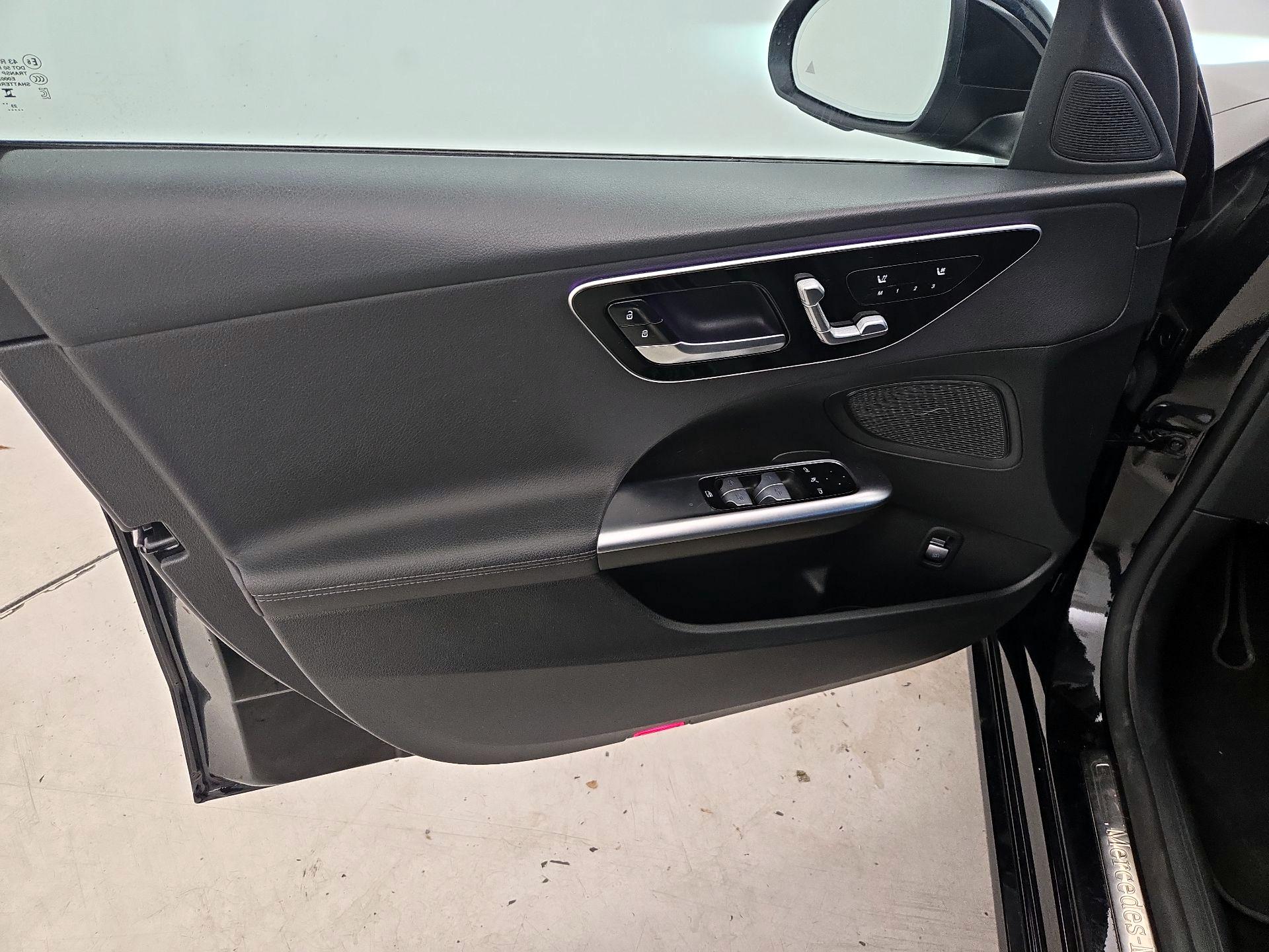 Thumbnail: 2024 Mercedes-Benz C-Class - 12