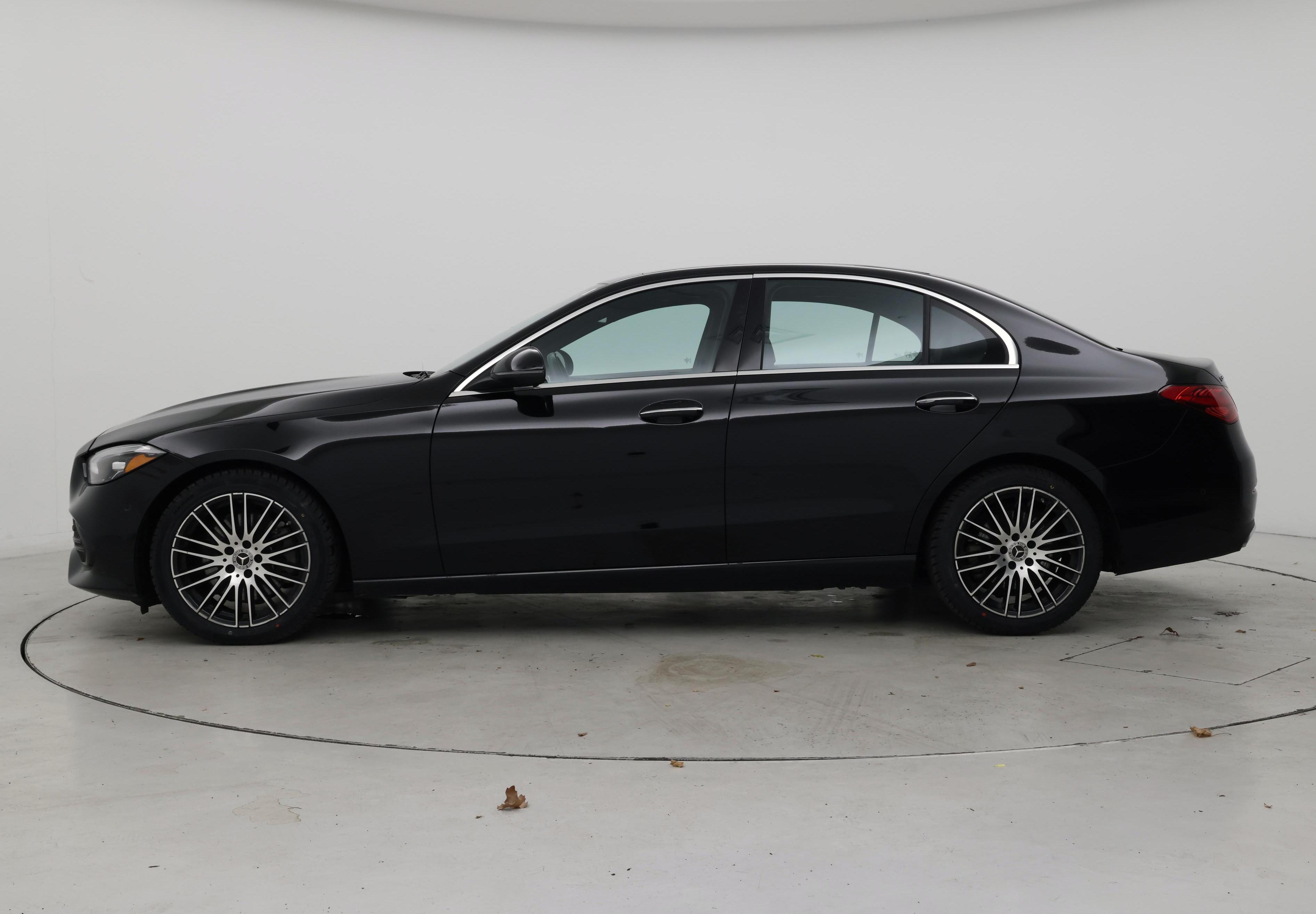 Thumbnail: 2024 Mercedes-Benz C-Class - 3