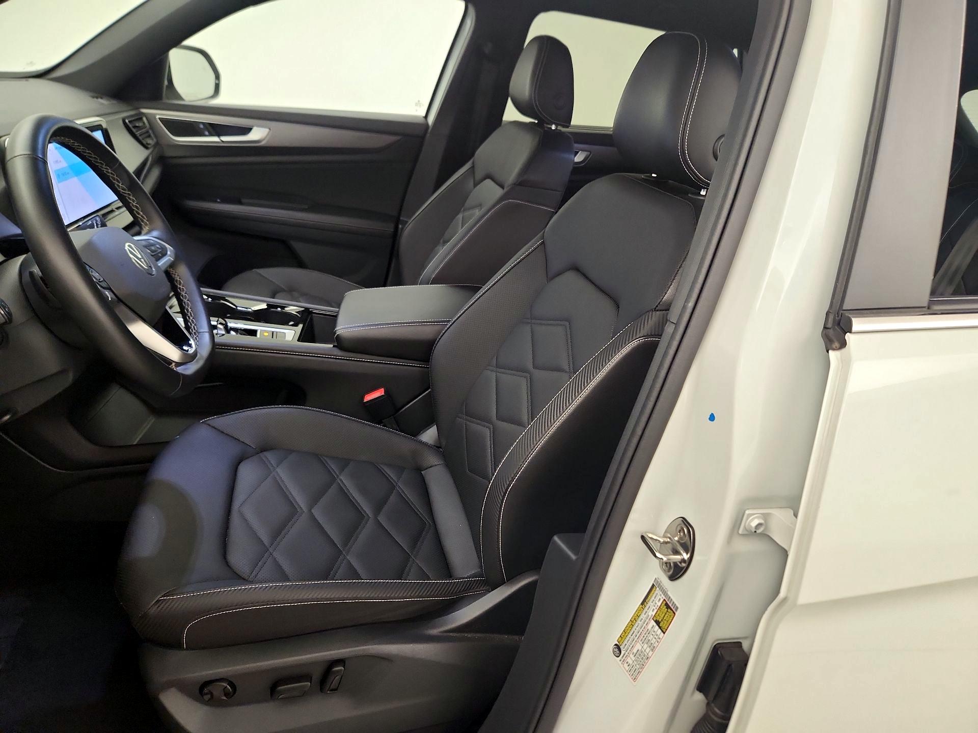 Thumbnail: 2025 Volkswagen Atlas - 11