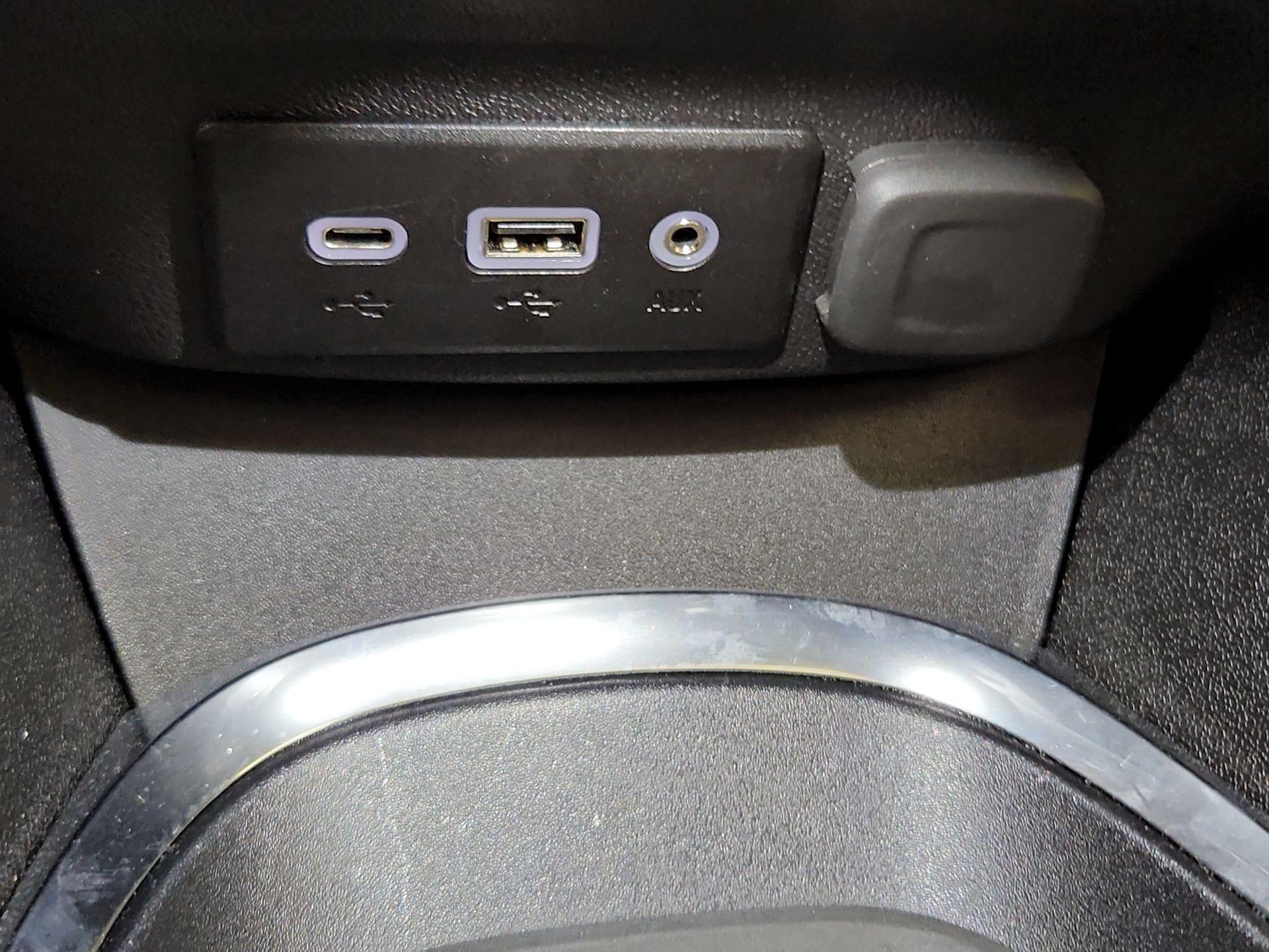 Thumbnail: 2024 Chevrolet Malibu - 18