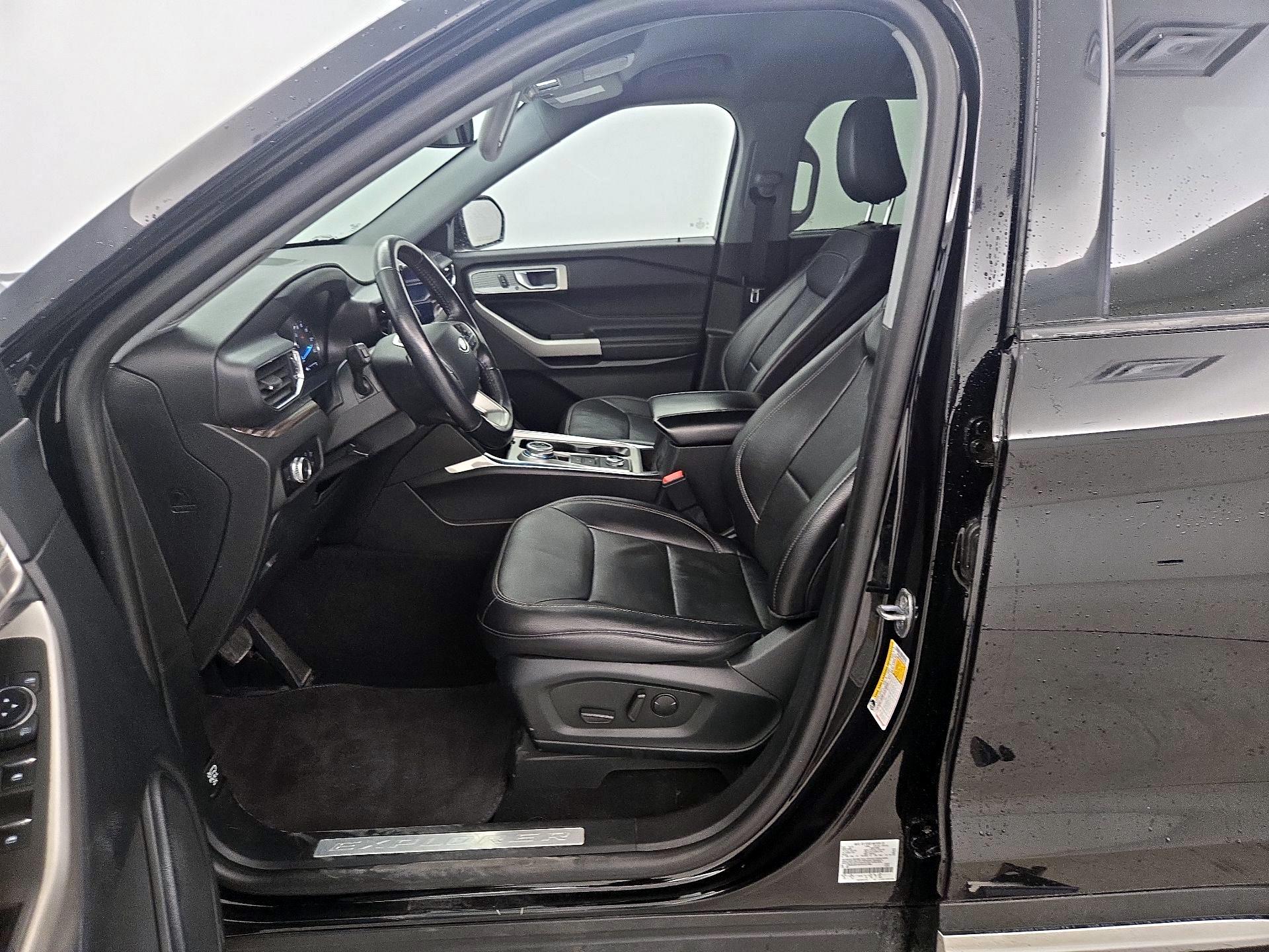 Thumbnail: 2023 Ford Explorer - 11