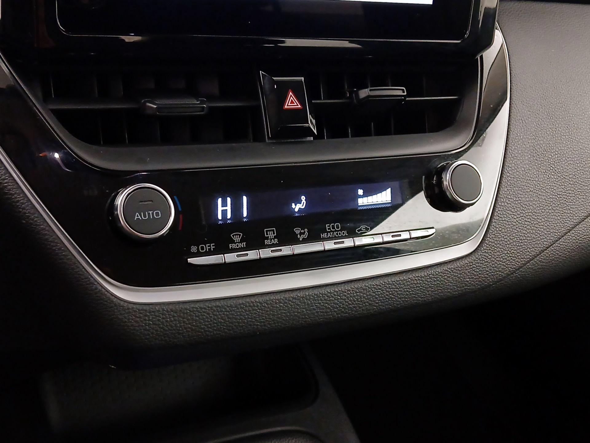 Thumbnail: 2024 Toyota Corolla - 16