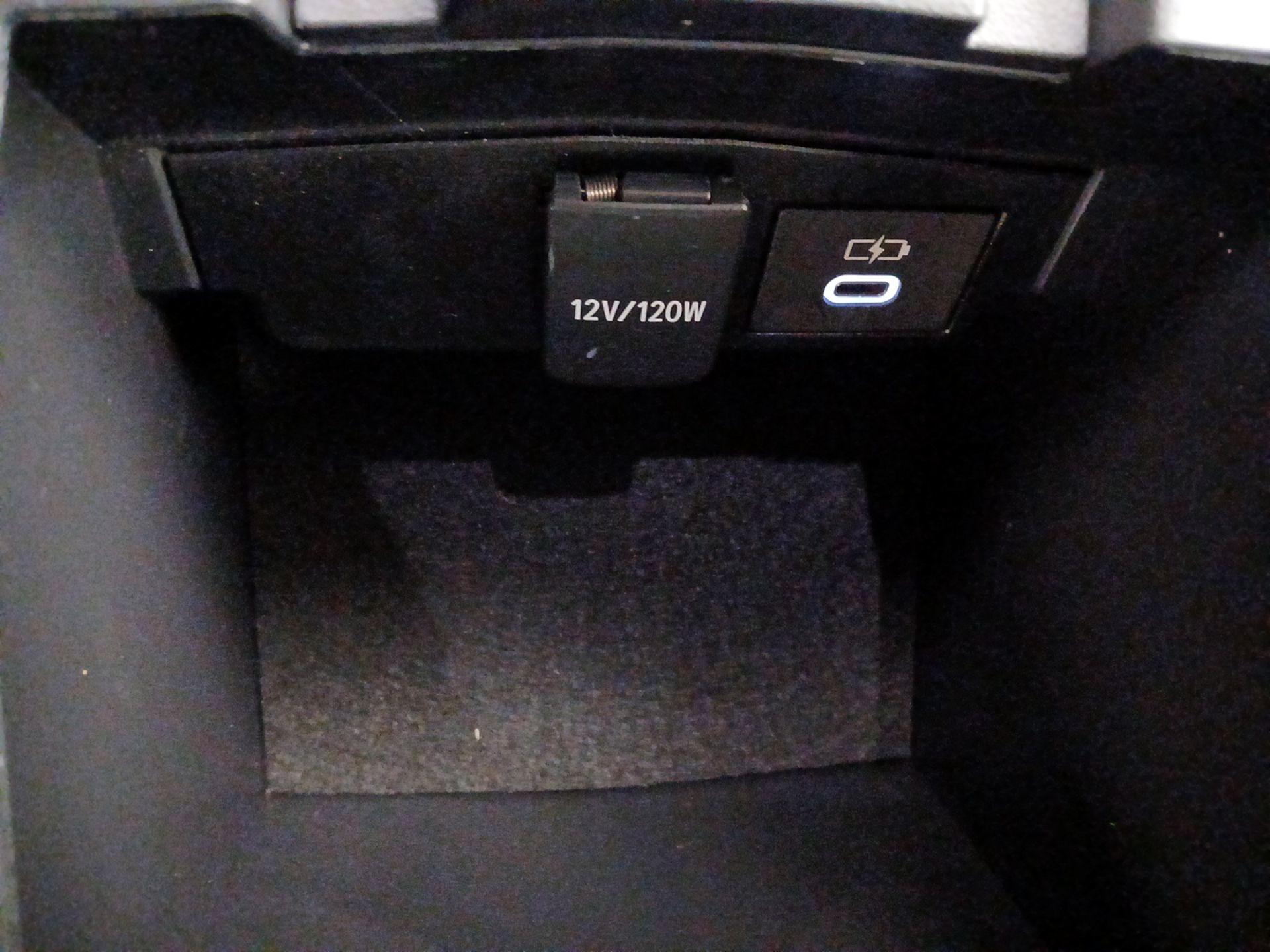 Thumbnail: 2024 Toyota Corolla - 18