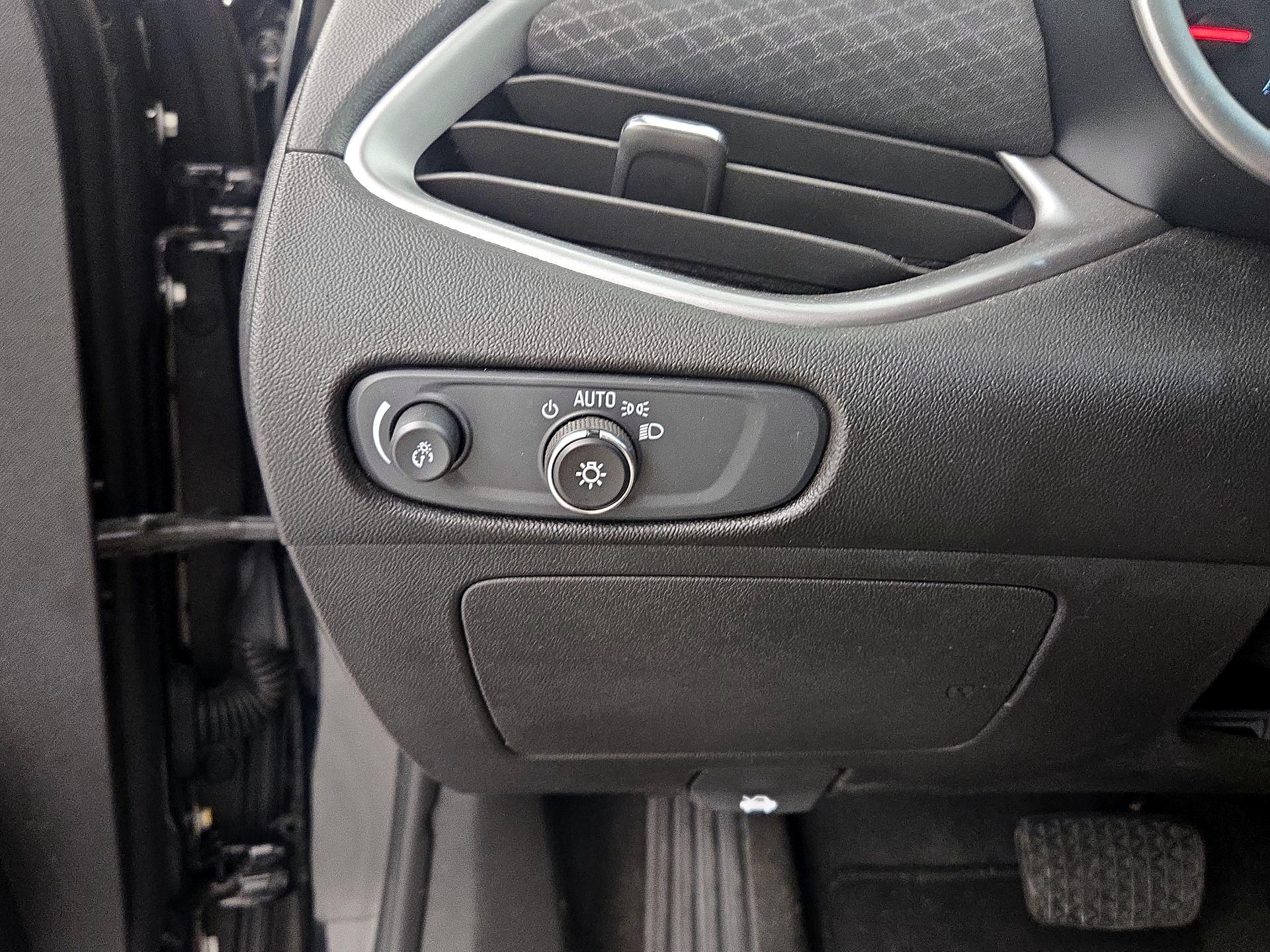 Thumbnail: 2024 Chevrolet Malibu - 13