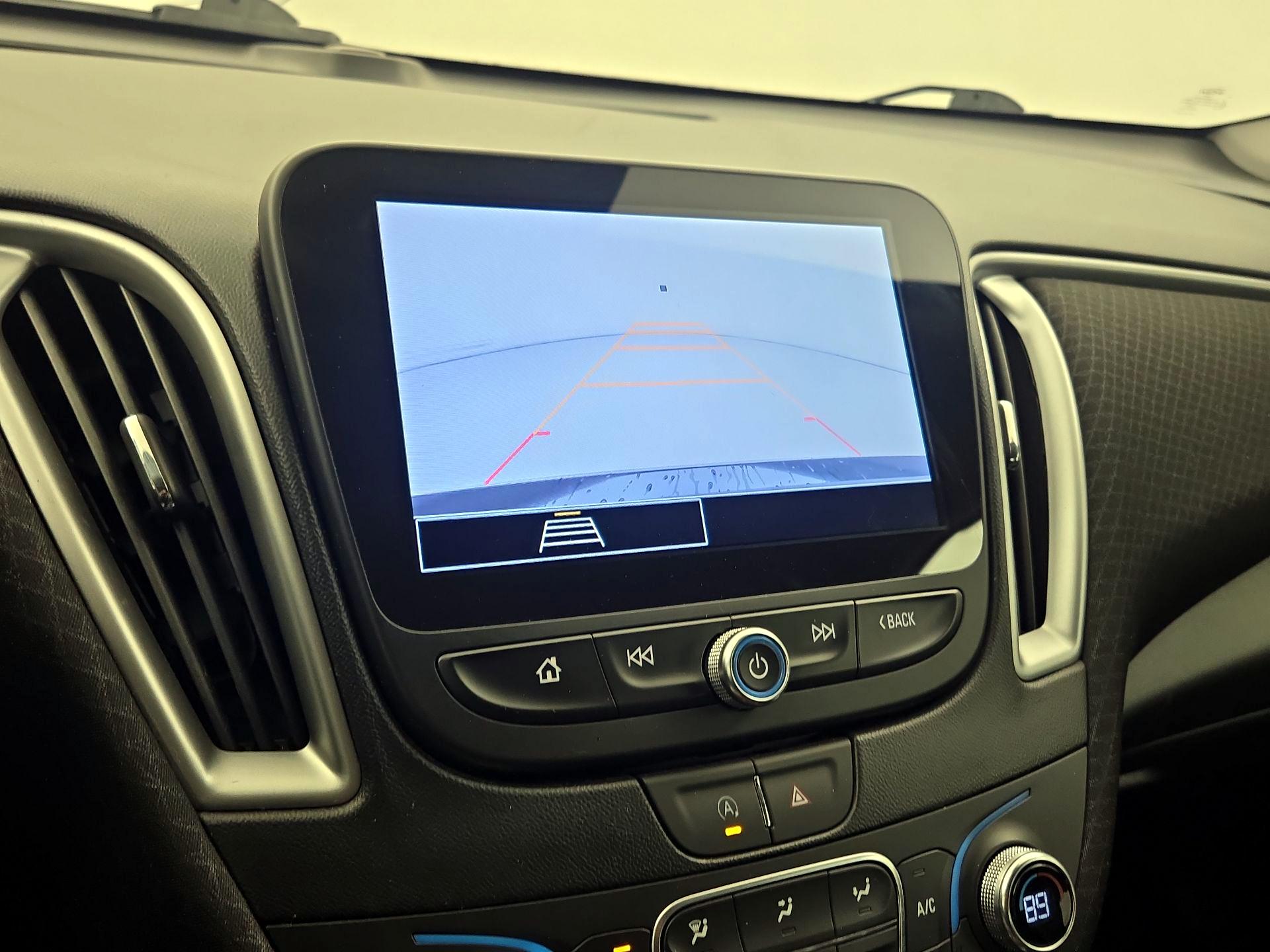 Thumbnail: 2024 Chevrolet Malibu - 14