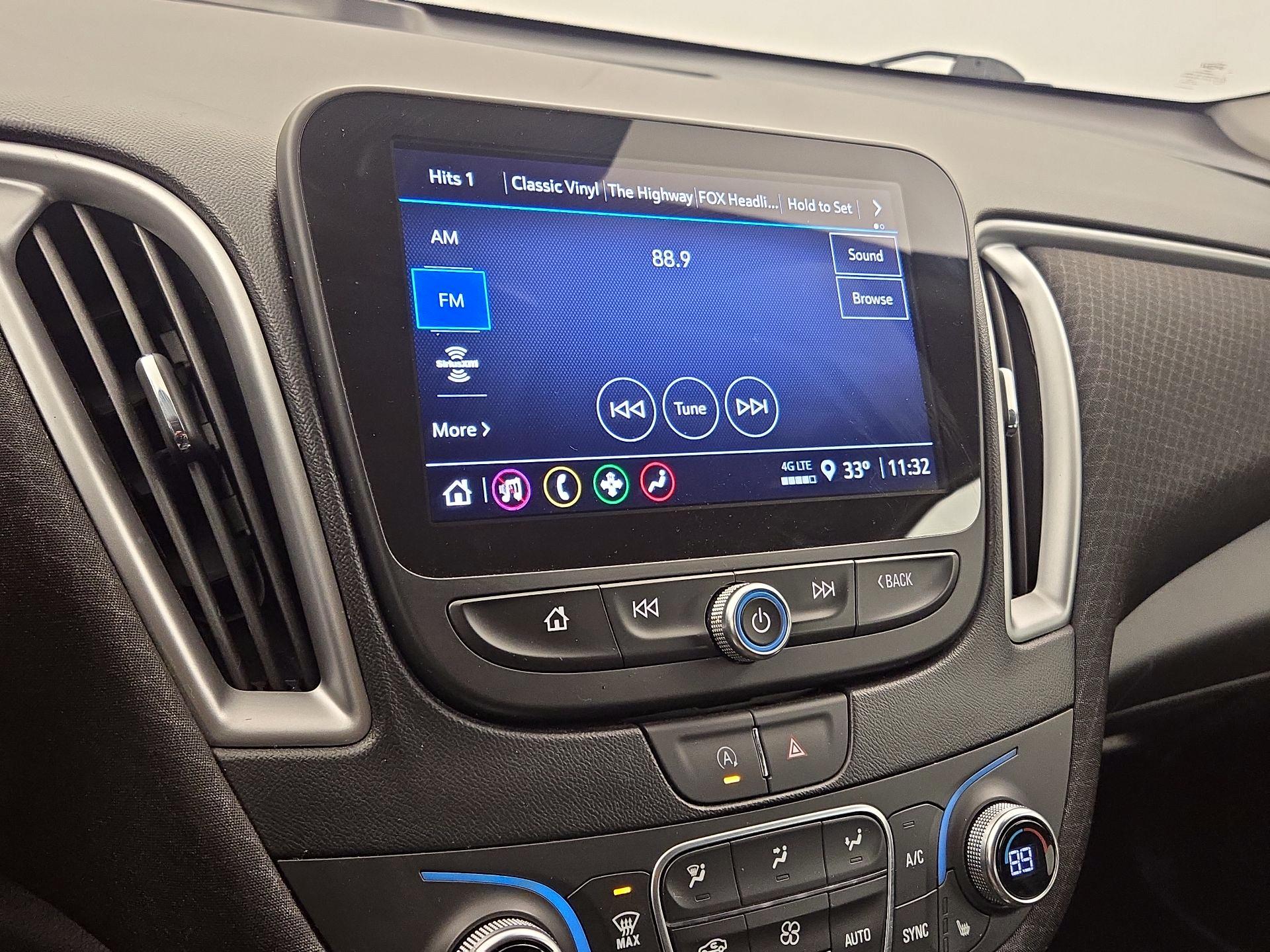 Thumbnail: 2024 Chevrolet Malibu - 15